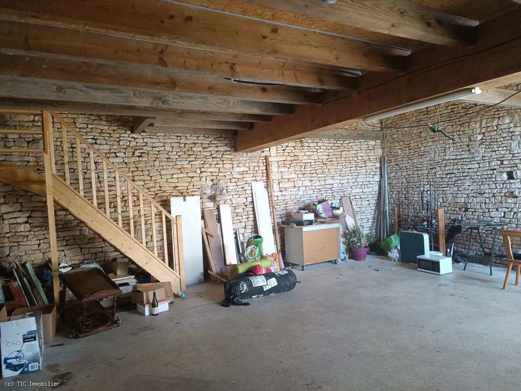 3 bedroom House in Aunac, France – r7486