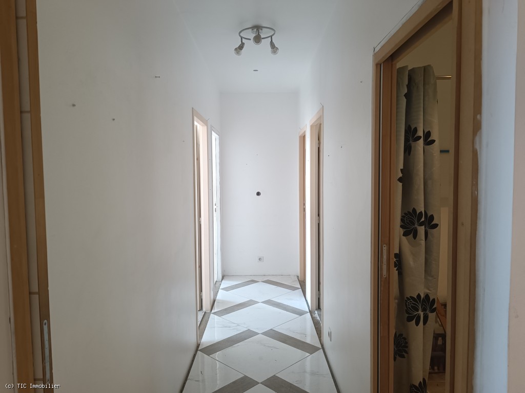 3 bedroom House in Aunac, France – r7486