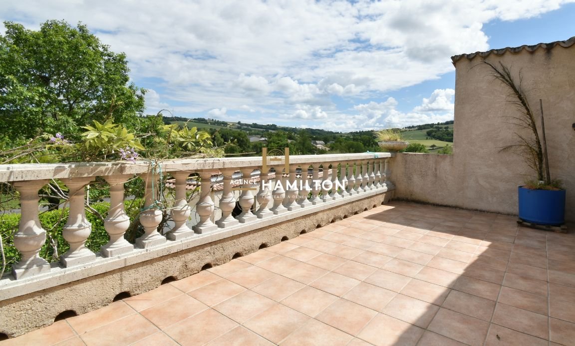4 bedroom villa in Tanus, Tarn, France