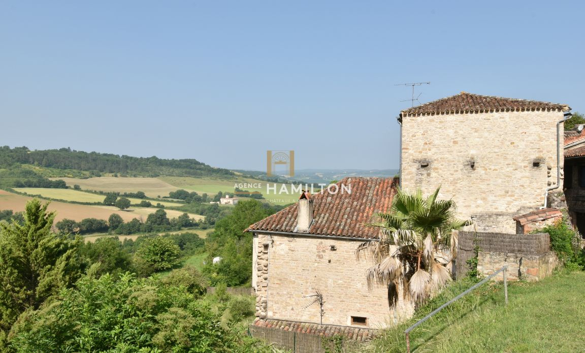 4 bedroom maison de village in Cordes Sur Ciel, Tarn, France