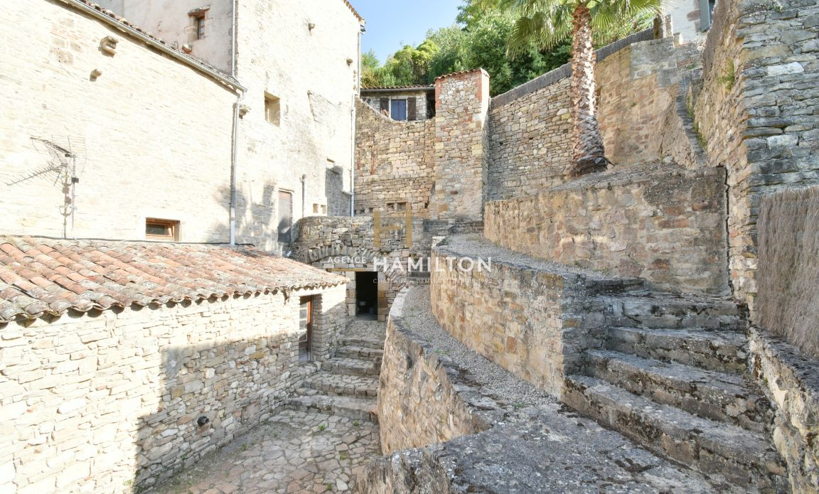4 bedroom maison de village in Cordes Sur Ciel, Tarn, France