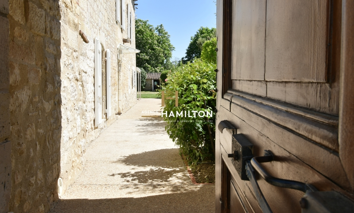 5 bedroom demeure in Villeneuve Sur Vere, Tarn, France