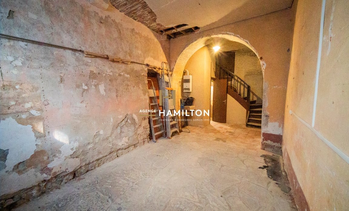 6 bedroom immeuble in Cordes Sur Ciel, Tarn, France