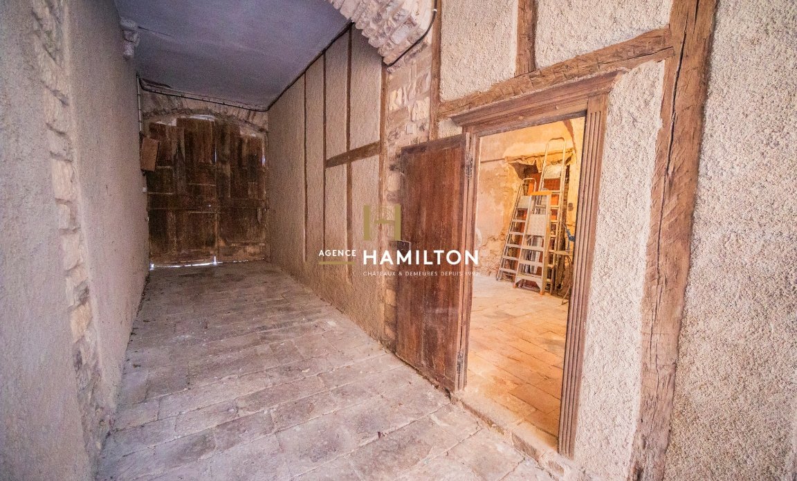 6 bedroom immeuble in Cordes Sur Ciel, Tarn, France