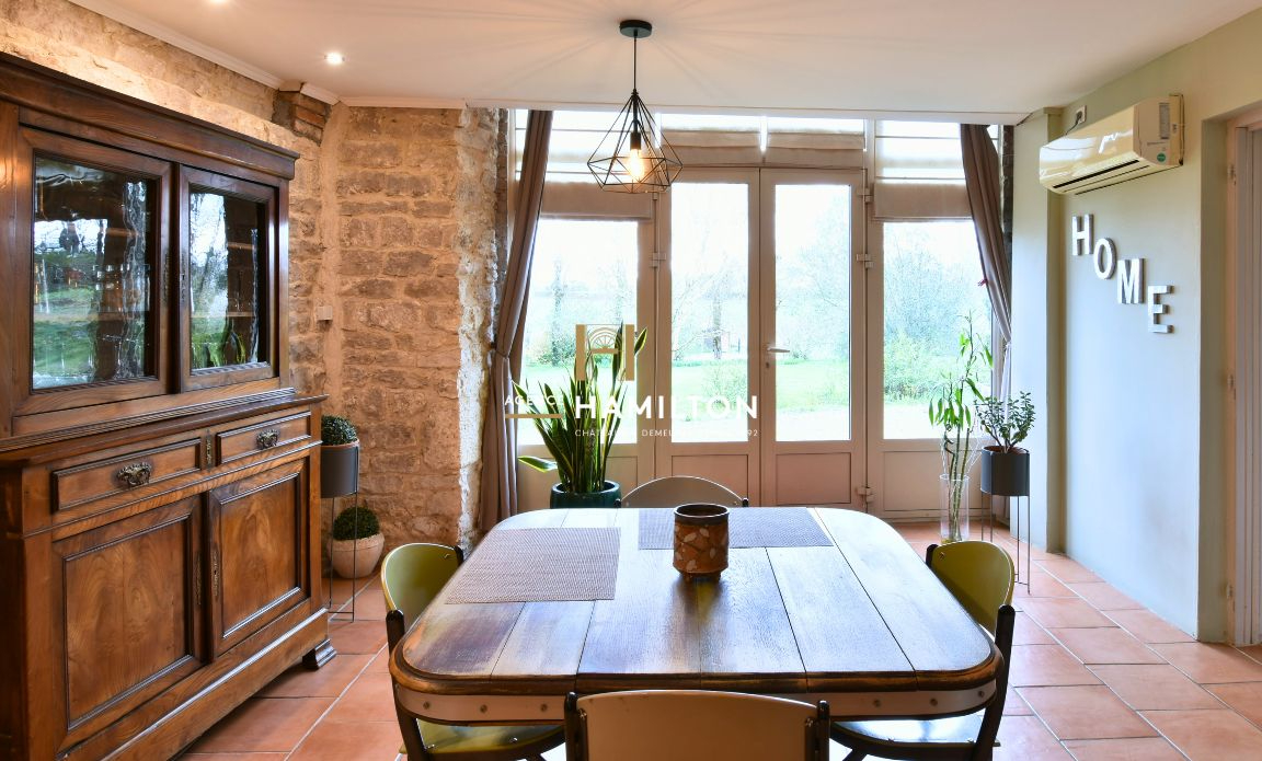 6 bedroom demeure in Cordes Sur Ciel, Tarn, France