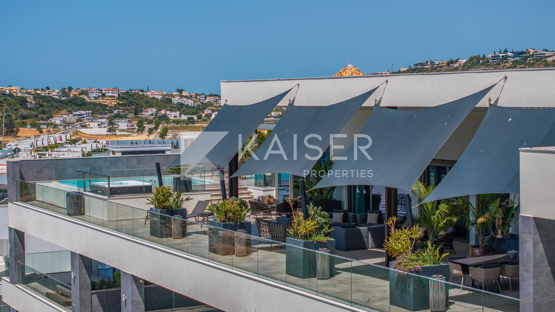 3 bedroom Apartment house in Albufeira, Portugal – KP1338
