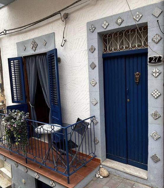Panoramic Townhouse in Sicily – Casa Montalbano Salita Martiri 16 Marzo