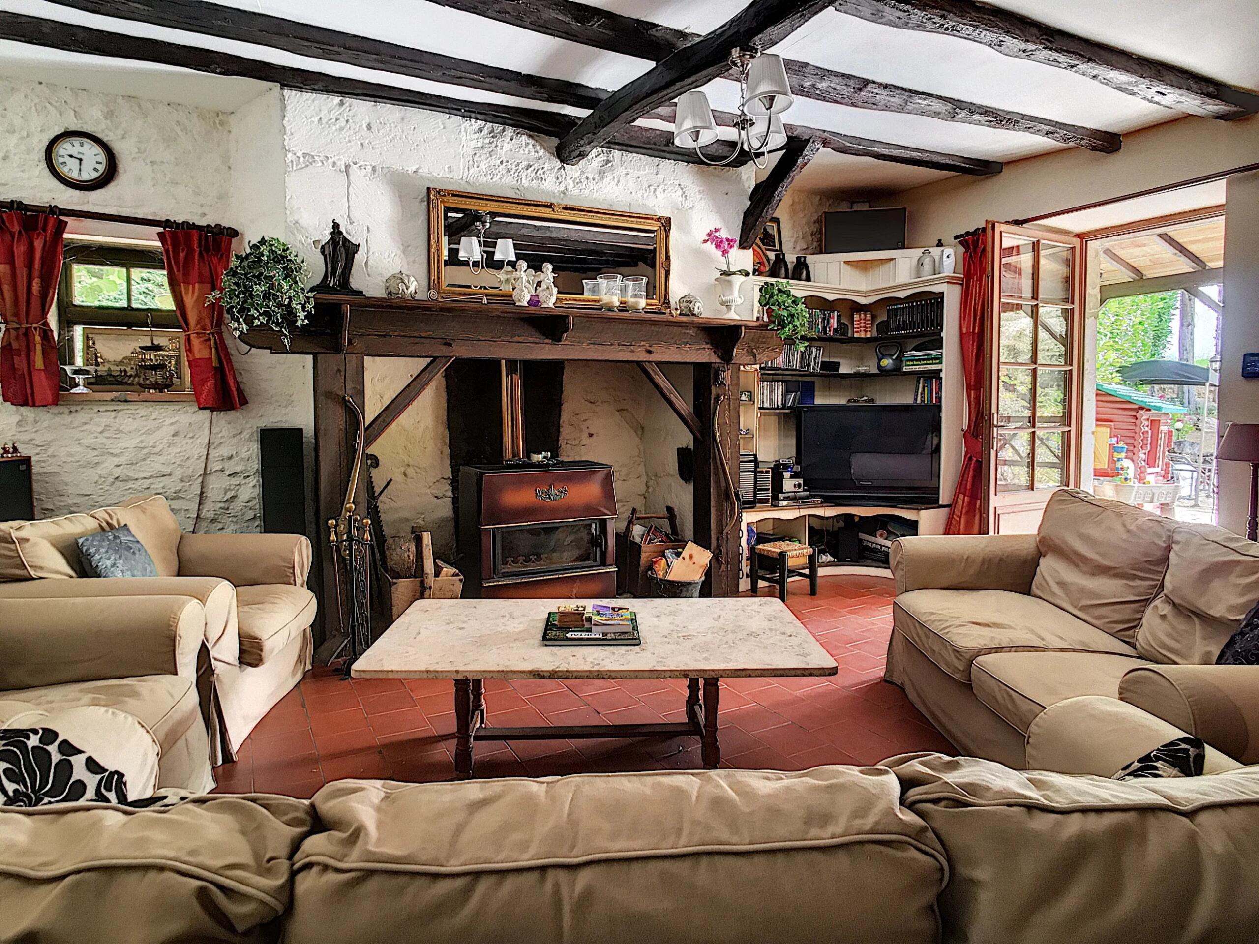 Charming Périgourdine Property with guest house, pool and forest views, Aquitaine – France – BVI82177