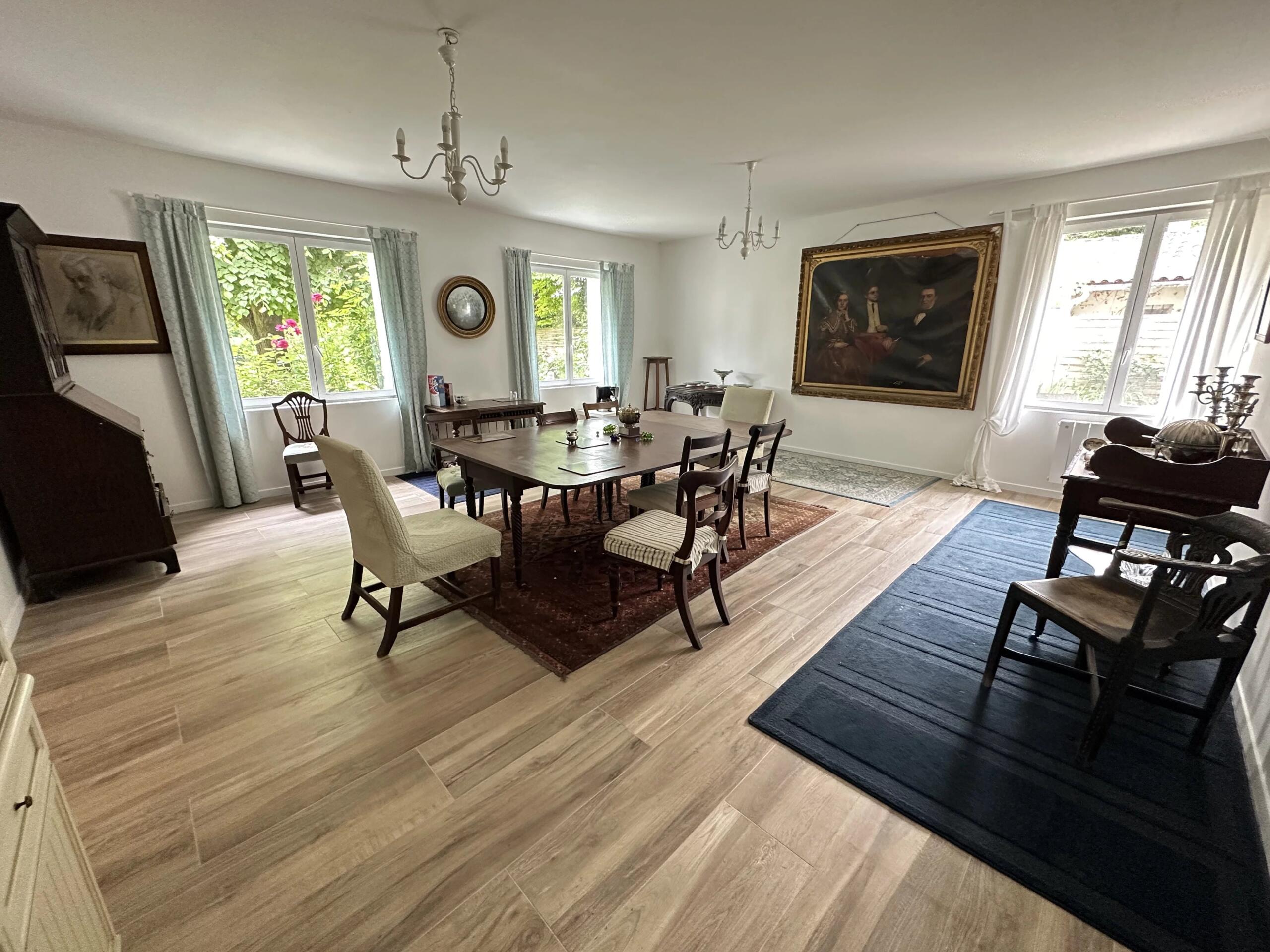 Lovely 5 bedroom riverside house with pool, guest house and annexe to renovate near Gensac, Aquitaine – France – BVI85320
