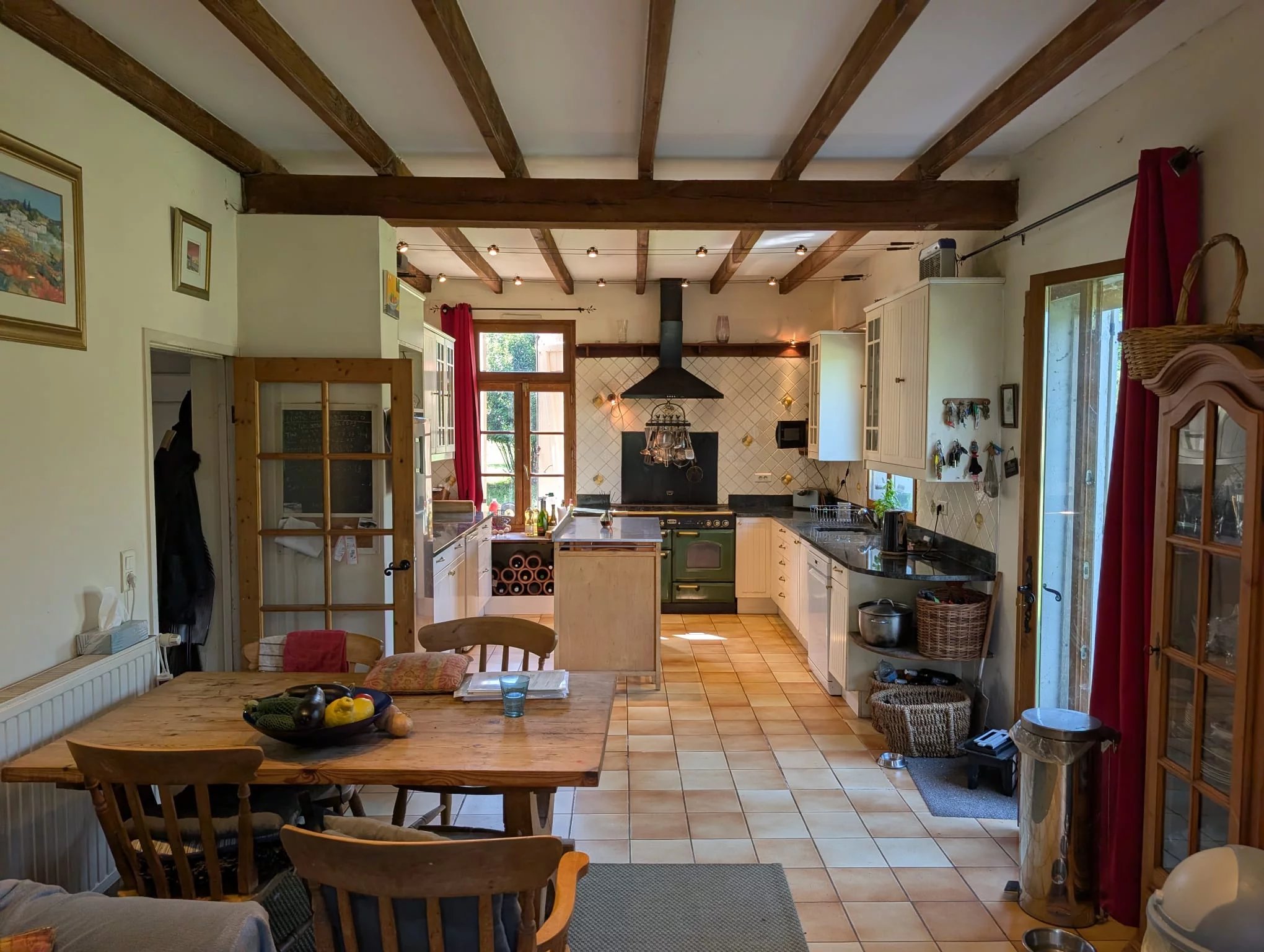 Spacious Detached House with Pool And River Frontage, Poitou-Charentes – France – BVI85870
