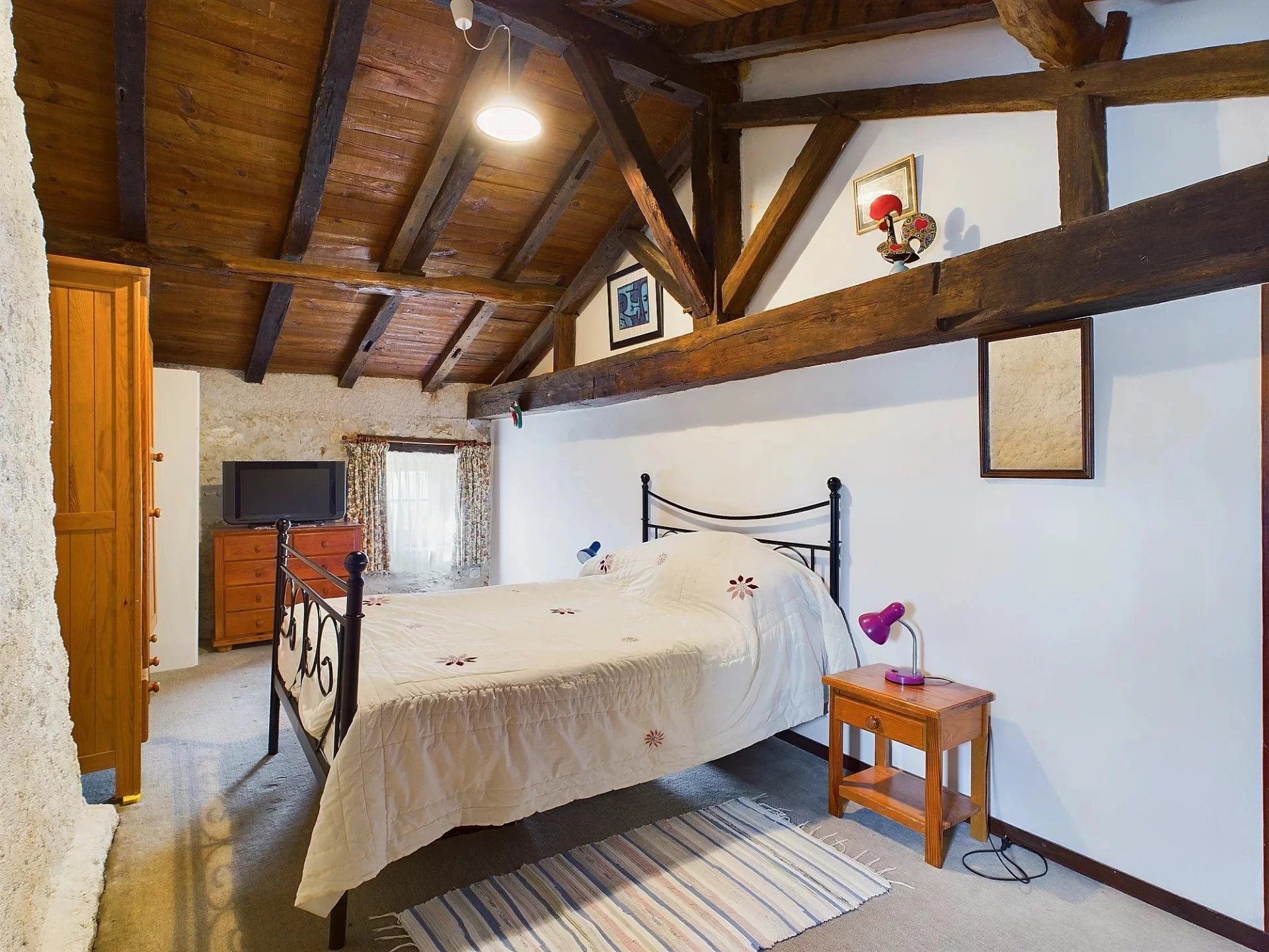 Stone house, pool and barn conversion, Aquitaine – France – BVI85591