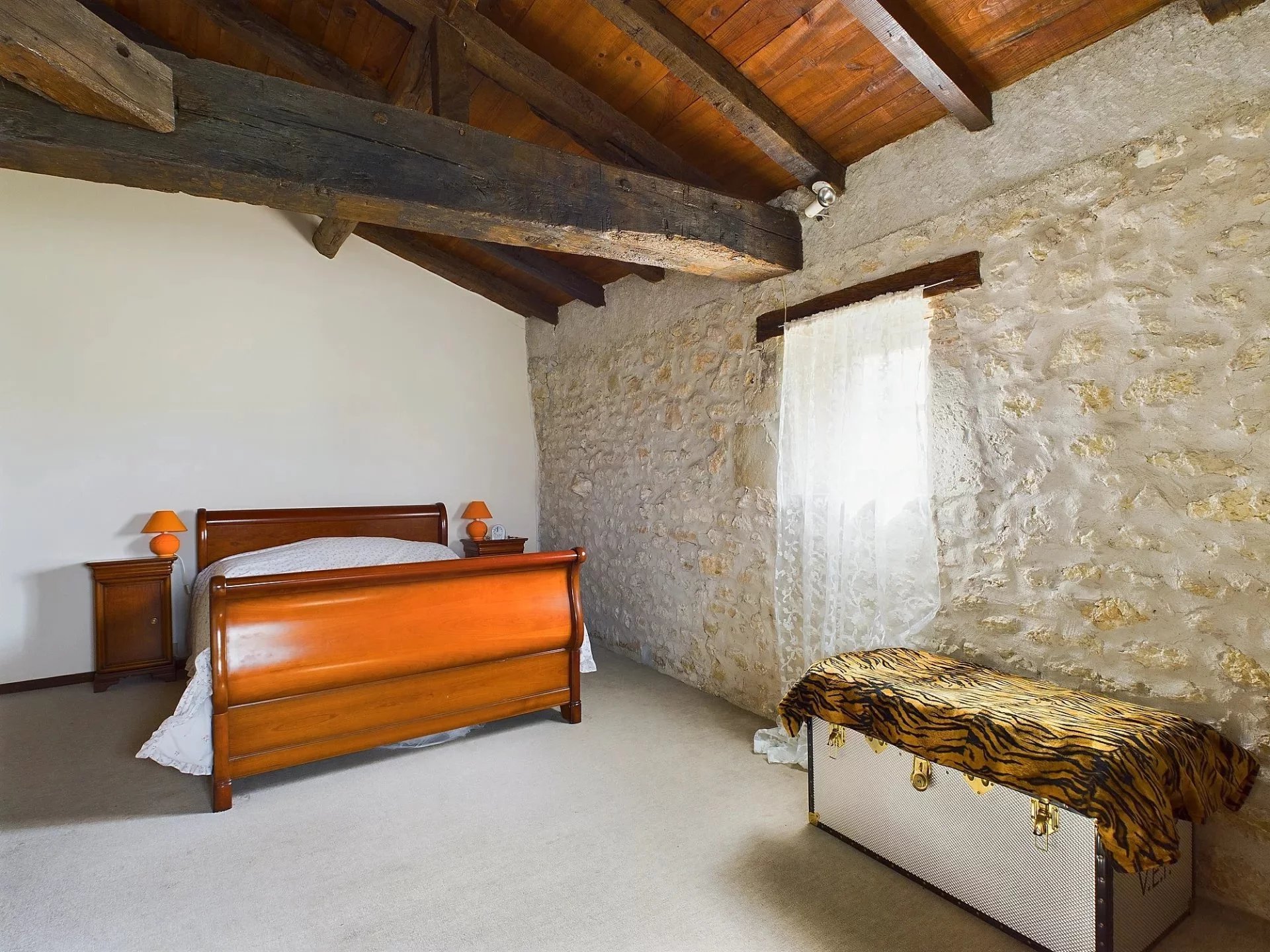 Stone house, pool and barn conversion, Aquitaine – France – BVI85591