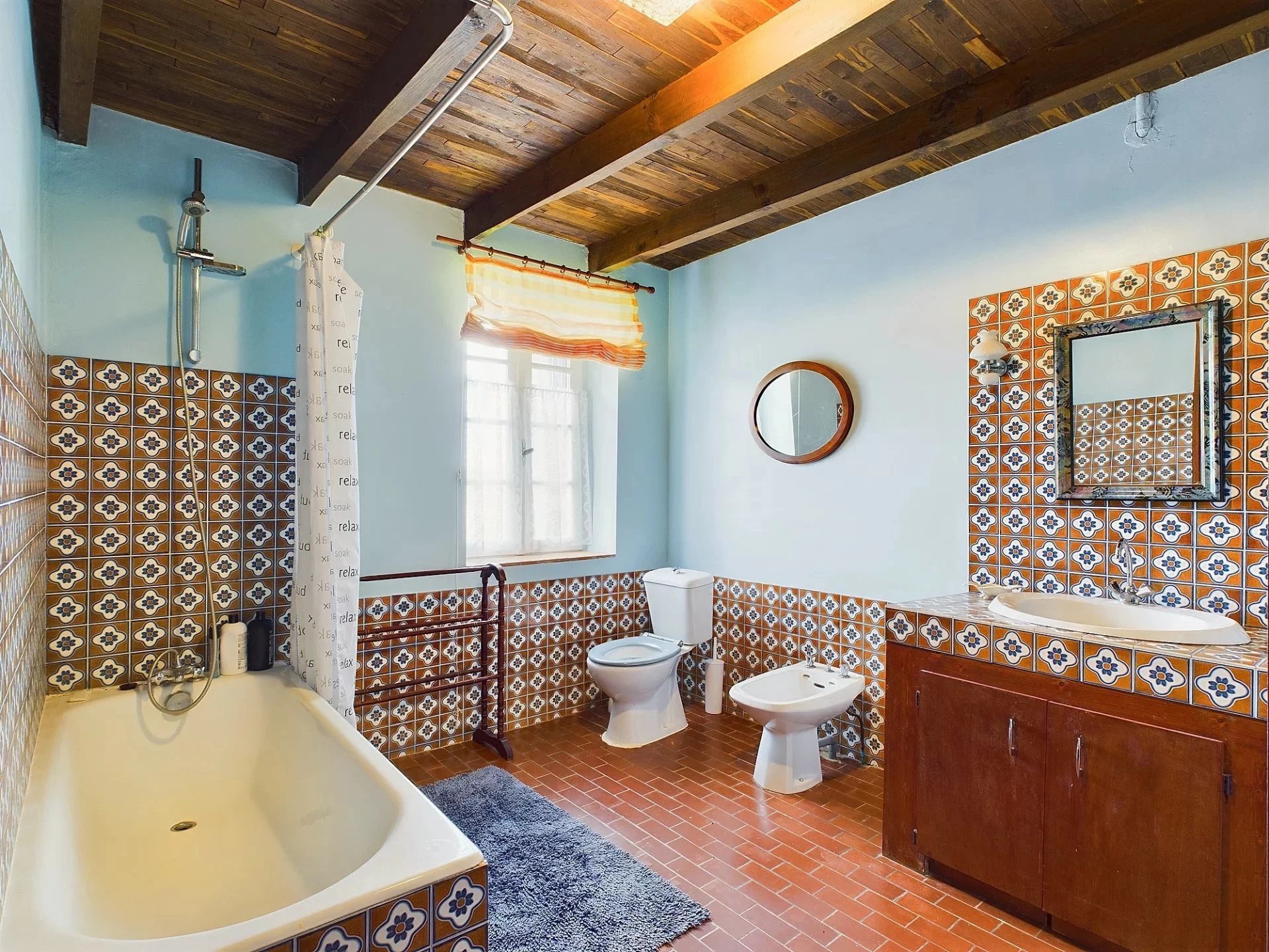 Stone house, pool and barn conversion, Aquitaine – France – BVI85591