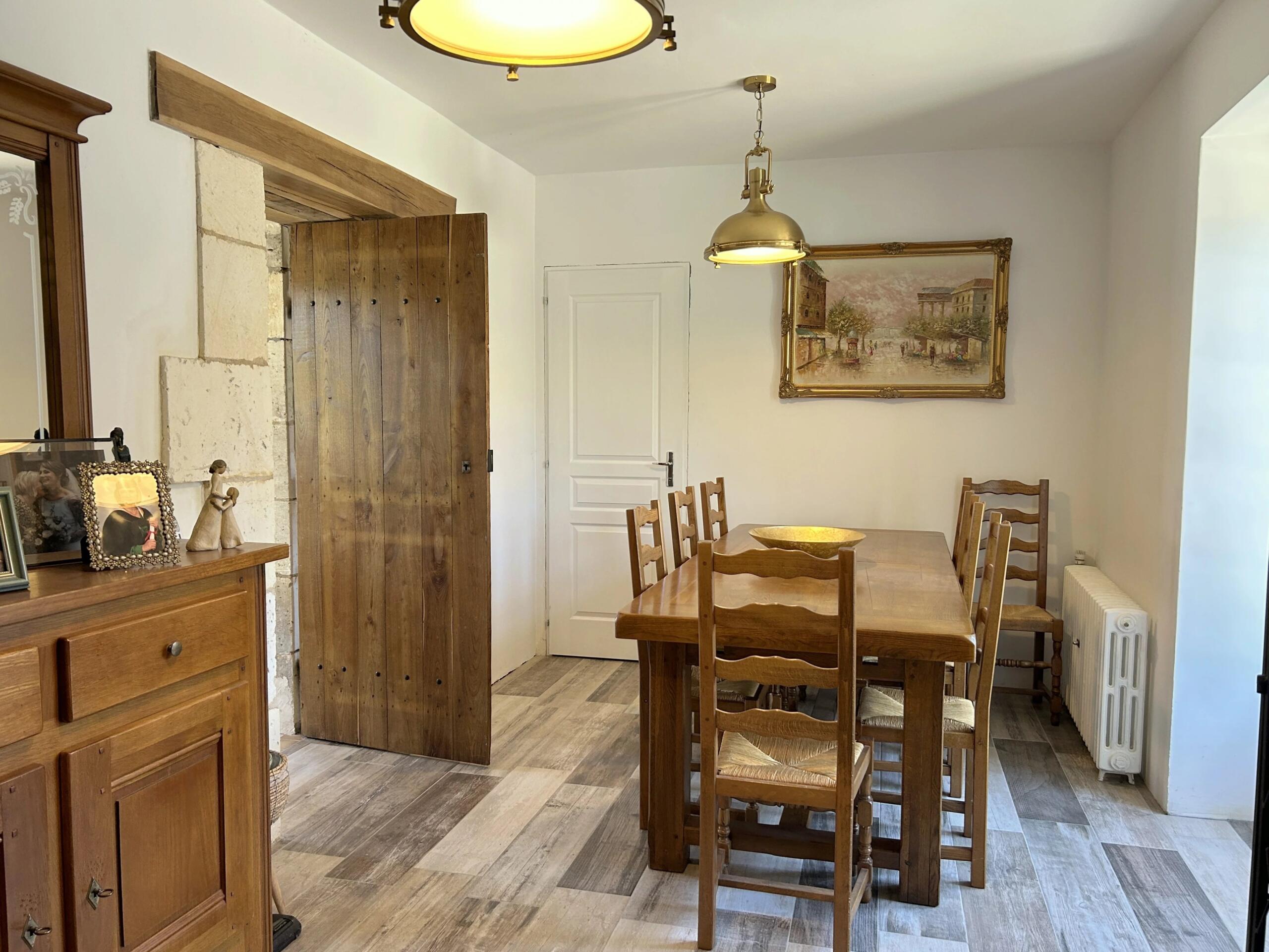 Character 4/5 bed detached residence with cottage to renovate, Aquitaine – France – BVI85775