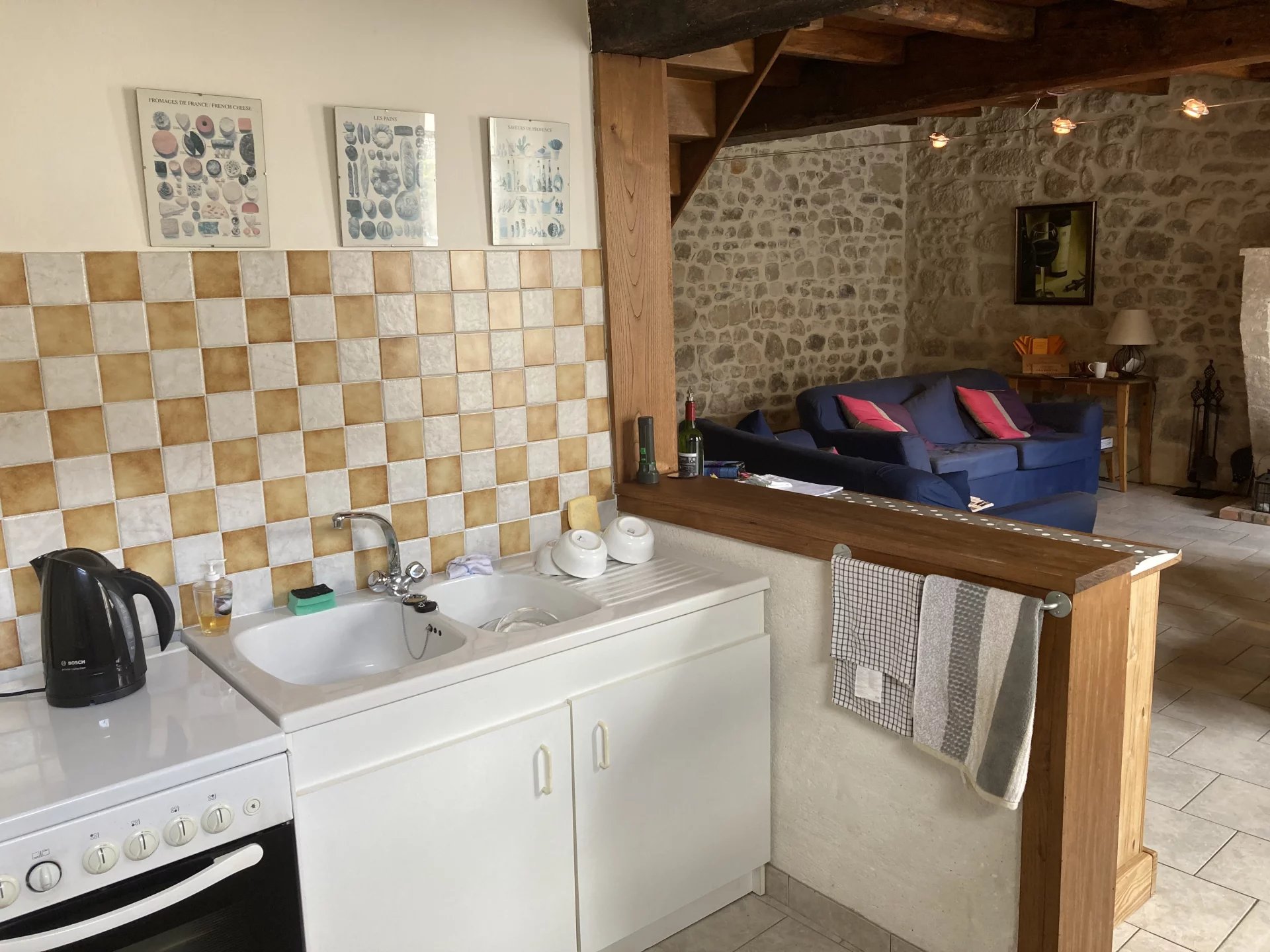 Stone village house in good condition, Poitou-Charentes – France – BVI71107