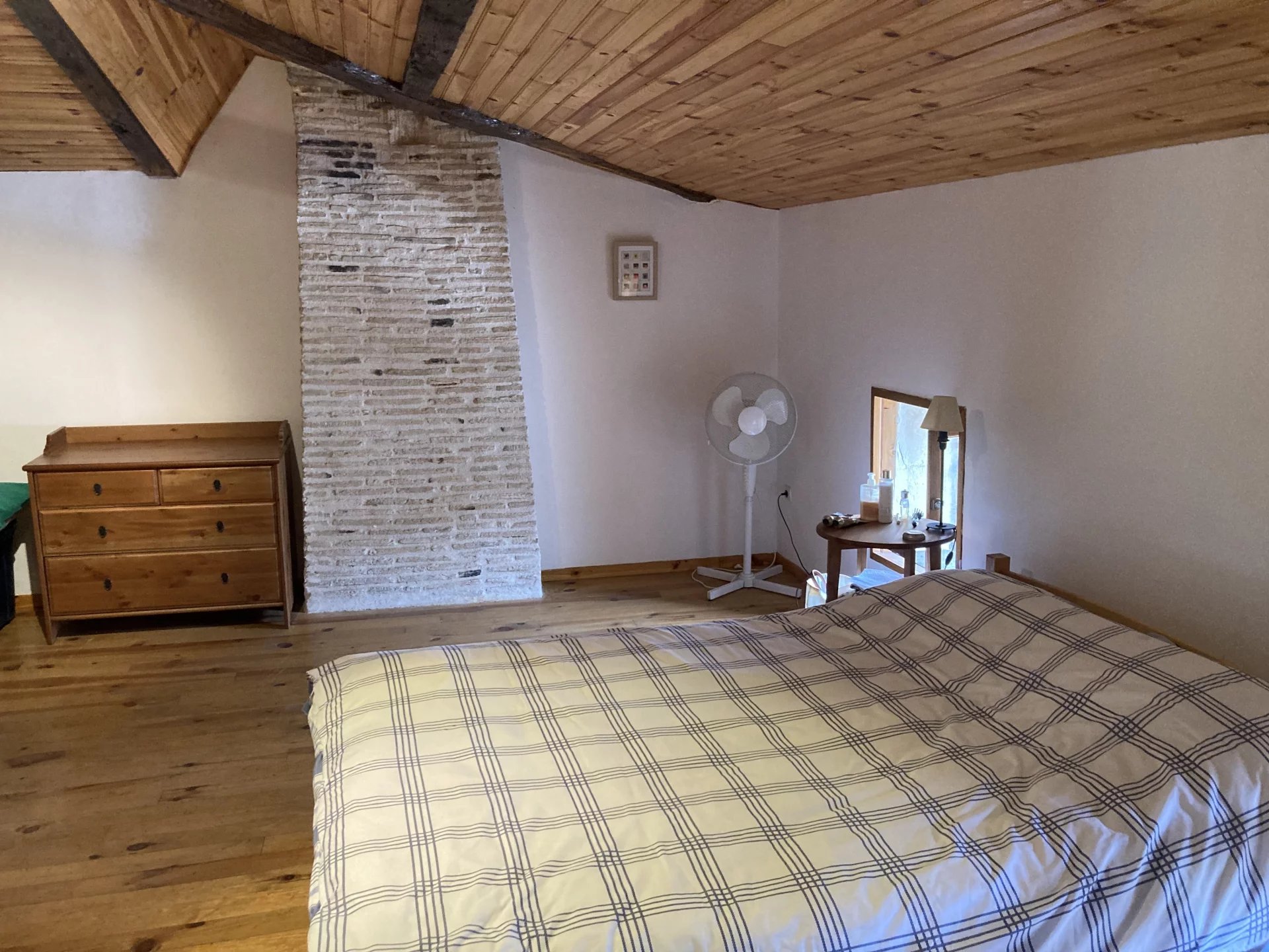Stone village house in good condition, Poitou-Charentes – France – BVI71107
