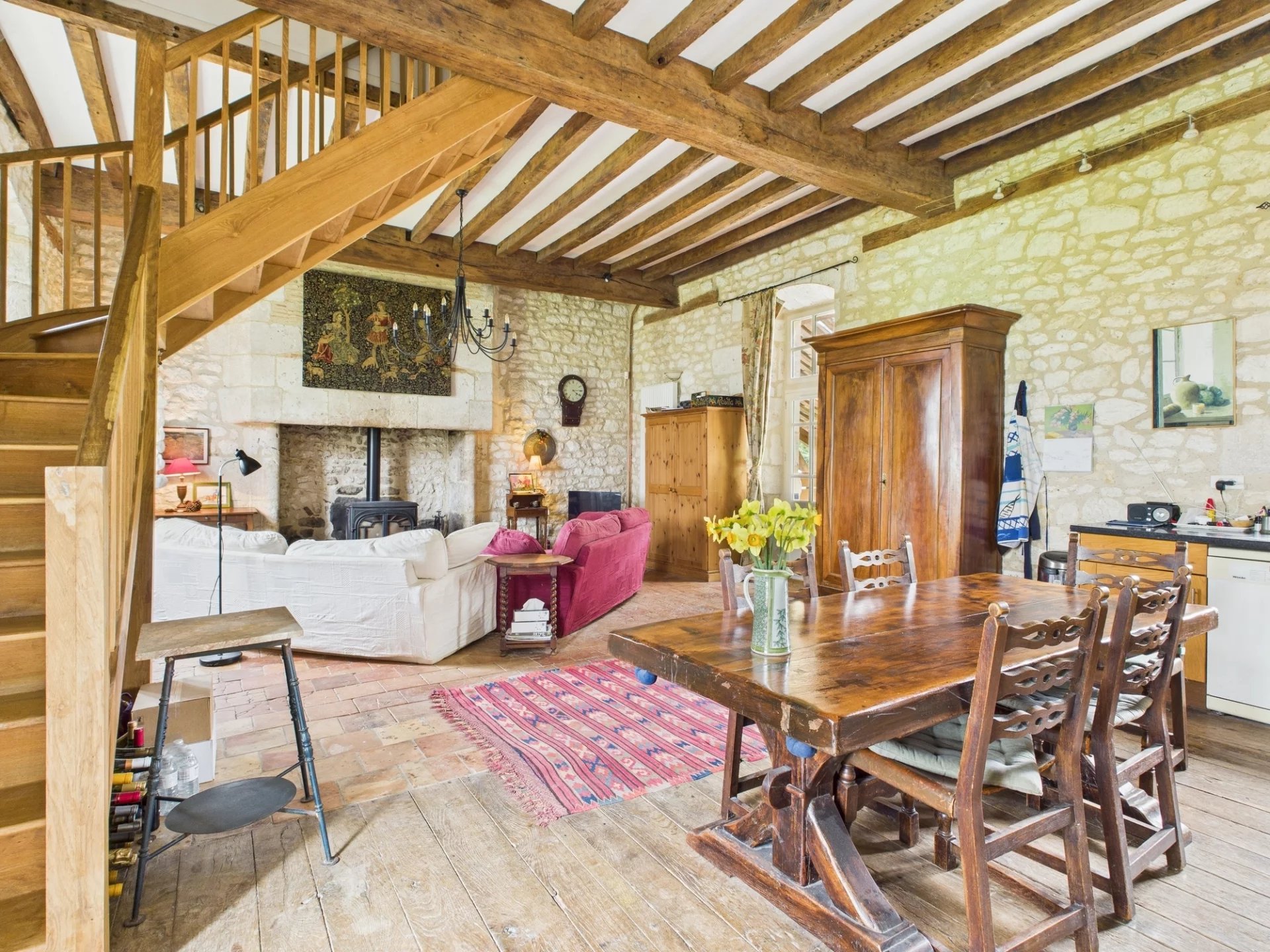 Beautifully renovated Stone House on the edge of a Village, Aquitaine – France – BVI79873