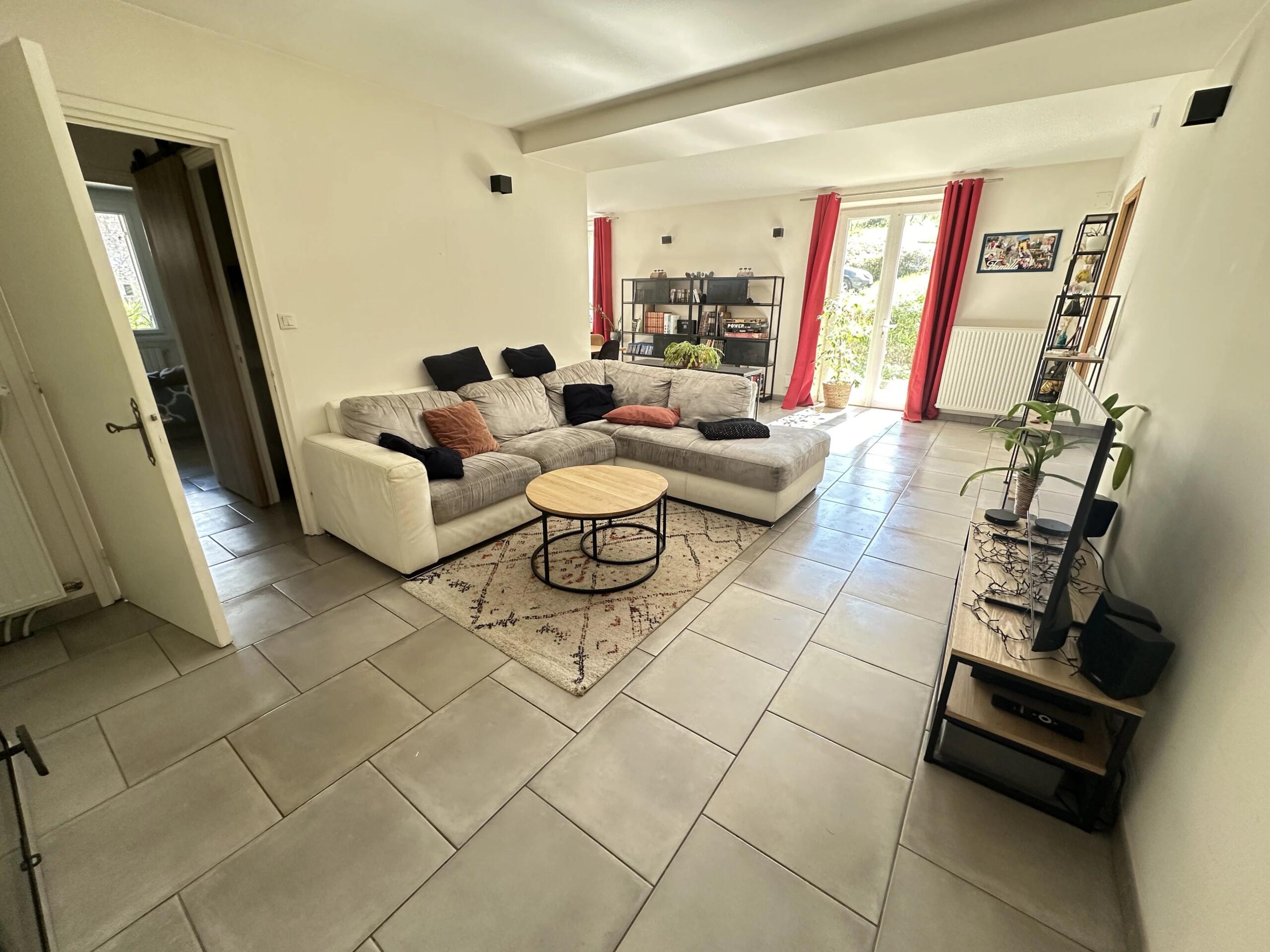 Charming Estate with Guest House, Pool and Outbuildings approx. 1 hour from Bordeaux,, Aquitaine – France – BVI85819