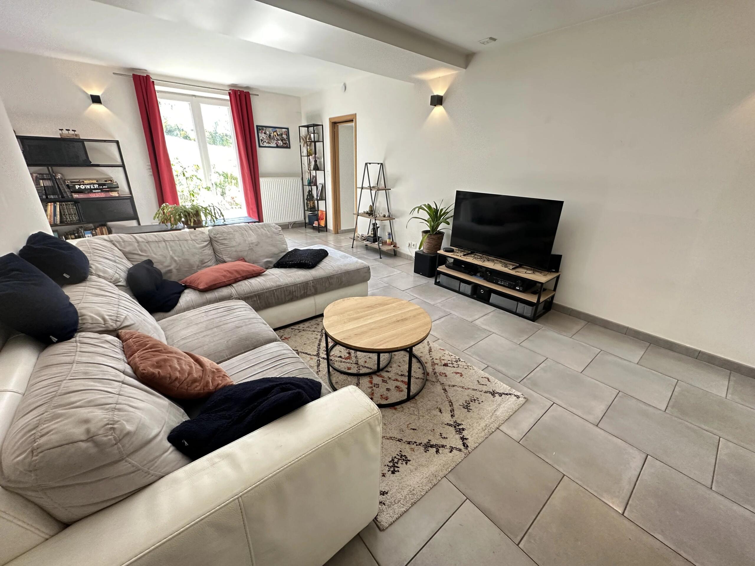 Charming Estate with Guest House, Pool and Outbuildings approx. 1 hour from Bordeaux,, Aquitaine – France – BVI85819