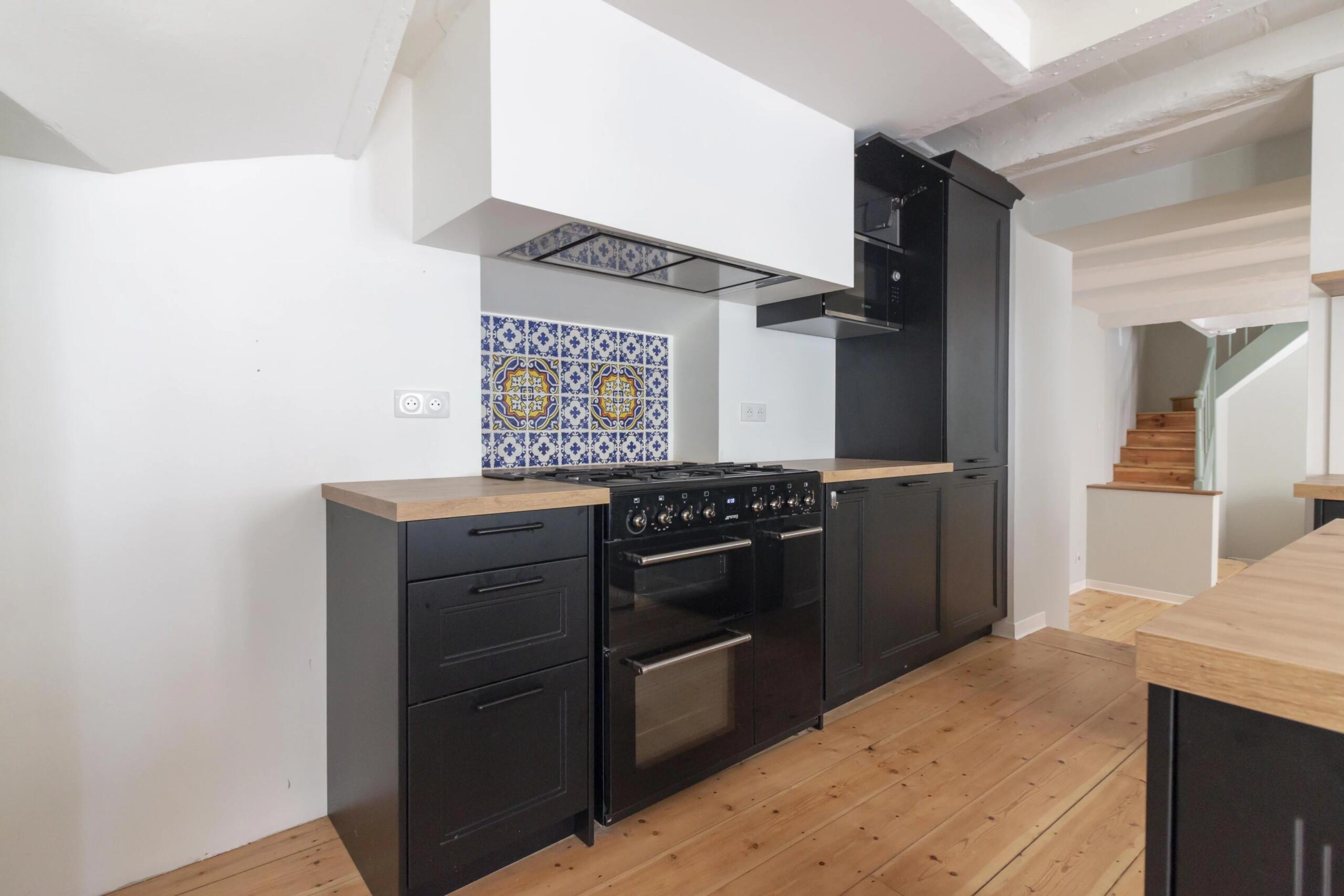 Attractive townhouse packed with character and with a roof terrace with river views, Poitou-Charentes – France – BVI85186