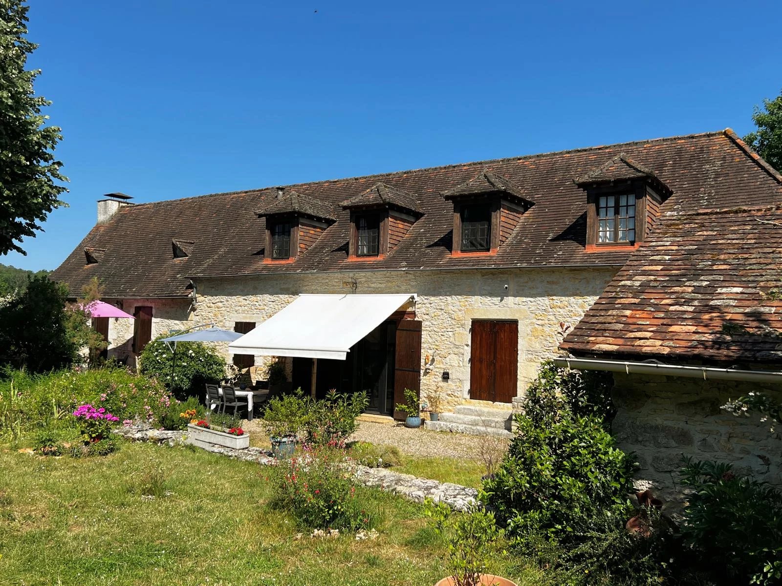 Country living with ample space to host family and friends, Aquitaine – France – BVI85866