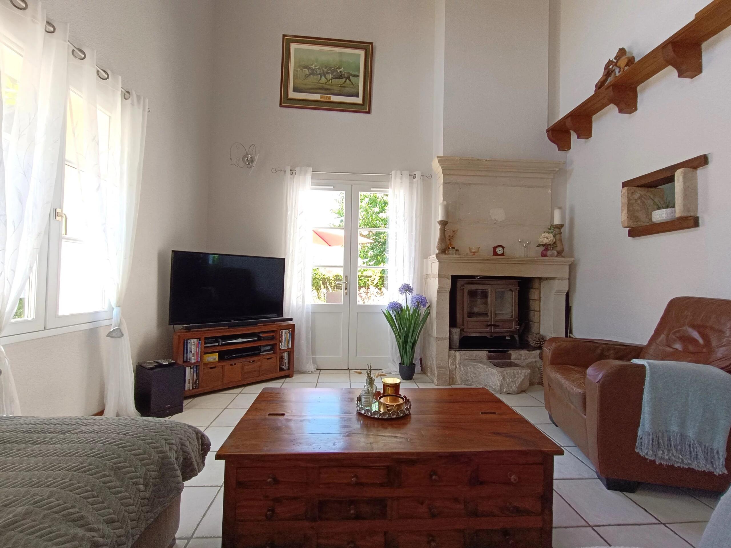 Viillage house wth pool and amenities within walking distance, Pays de la Loire – France – BVI85783