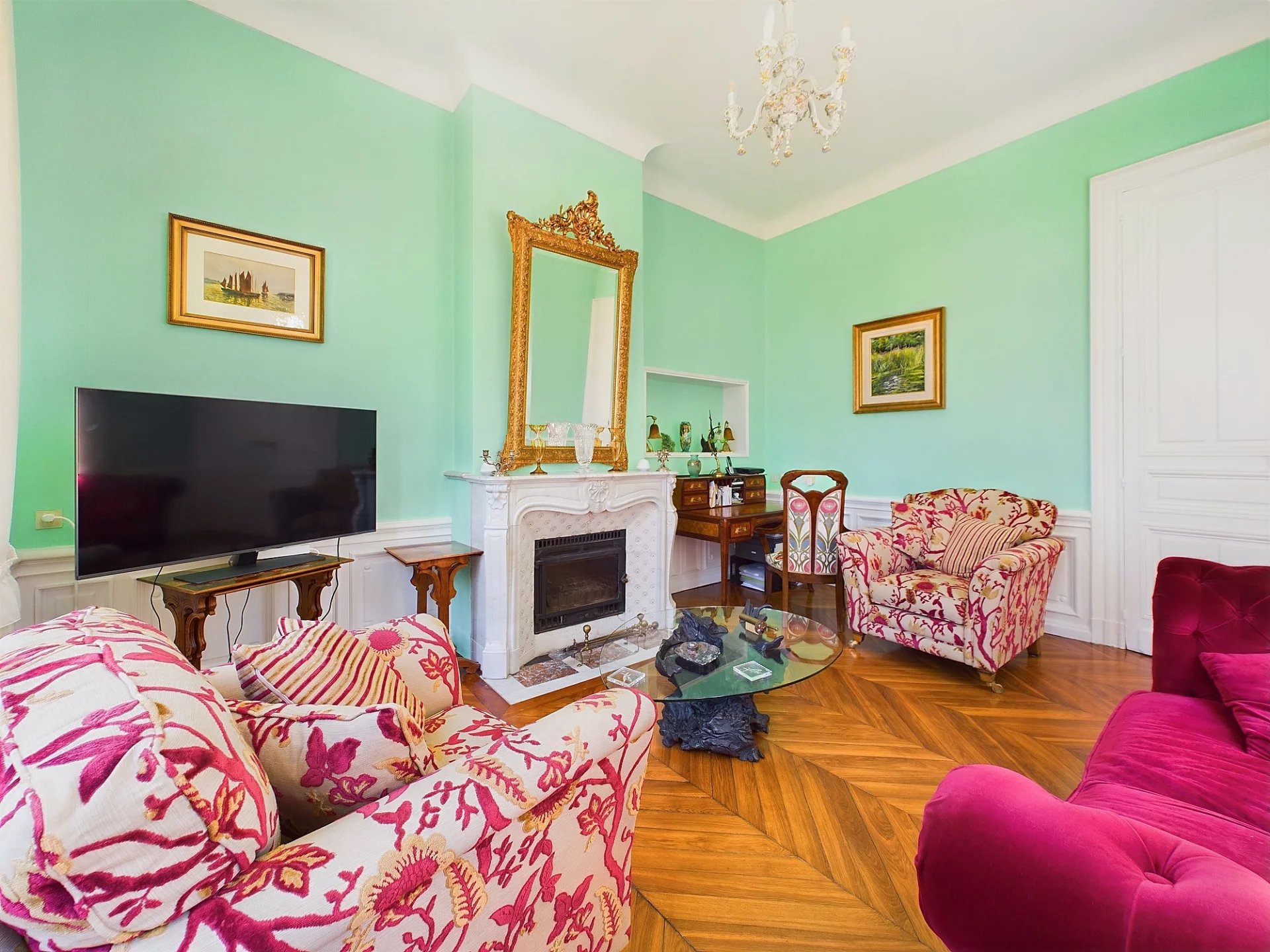Stunning Art Nouveau property with guest cottage close to Agen, Aquitaine – France – BVI75171