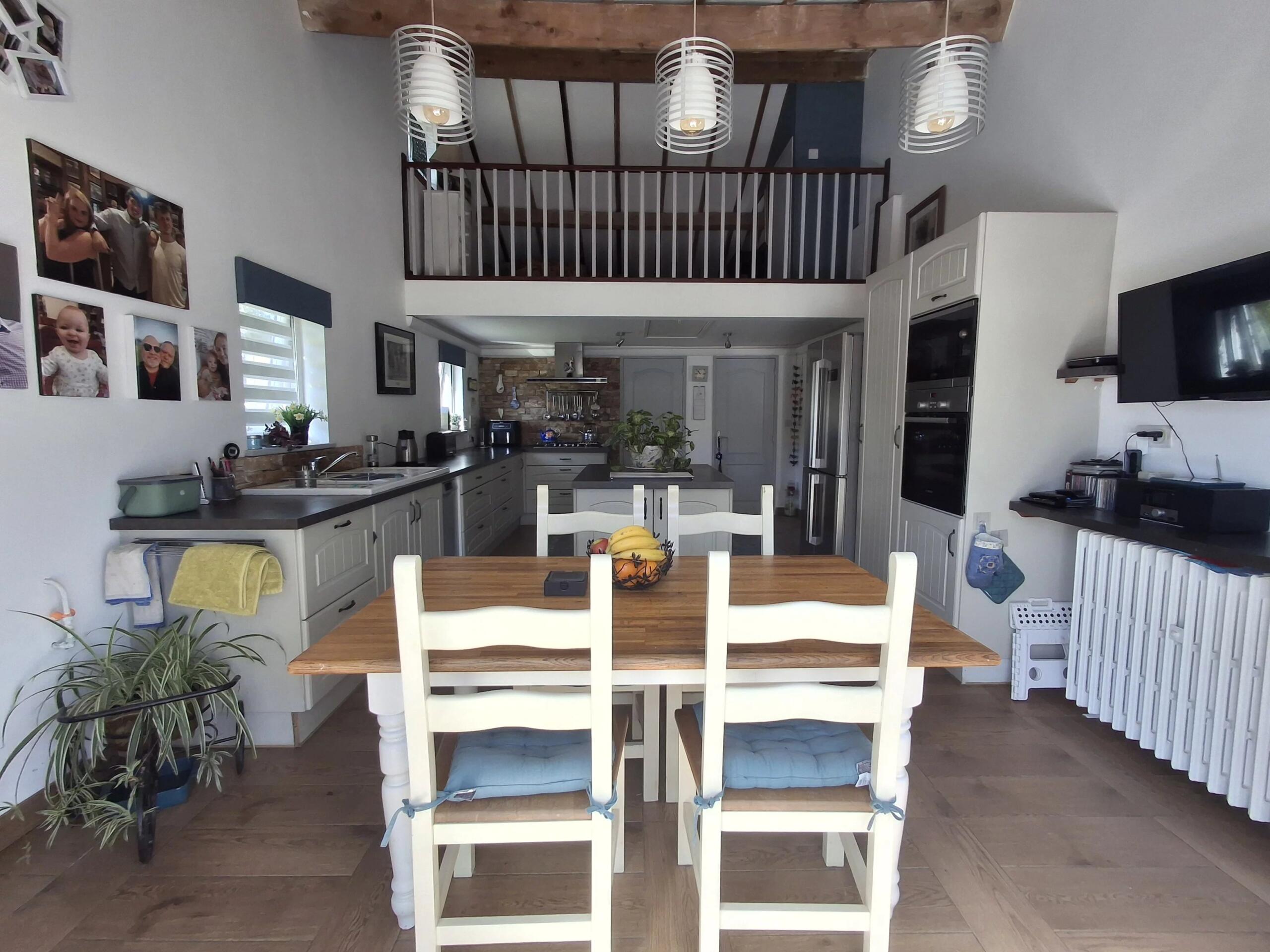 Beautifully presented single-storey home with large, pretty garden, Limousin – France – BVI85460