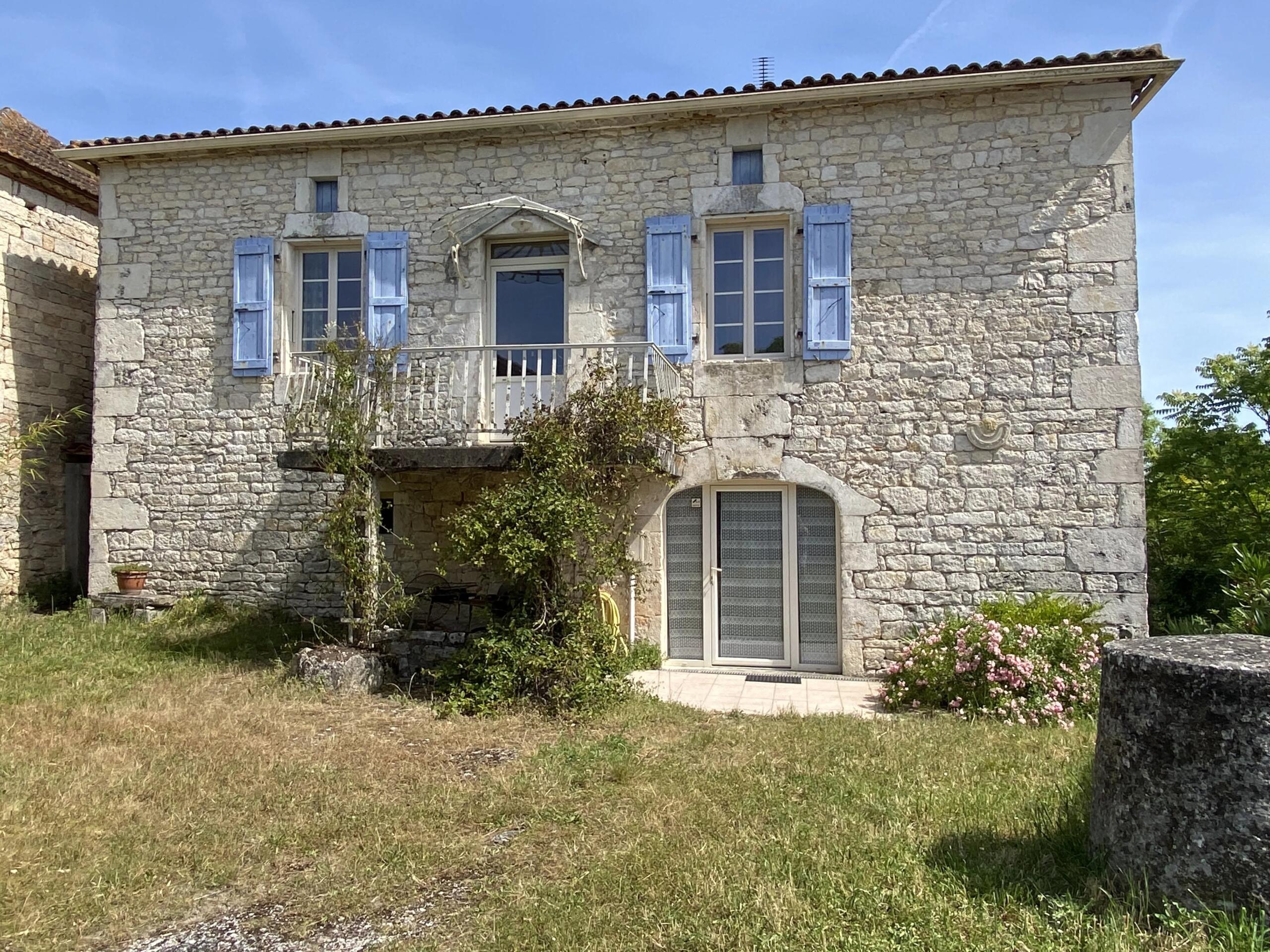 Authentic Quercy Stone Farmhouse Ensemble  – Porte-du-Quercy, Midi-Pyrénées – France – BVI85797