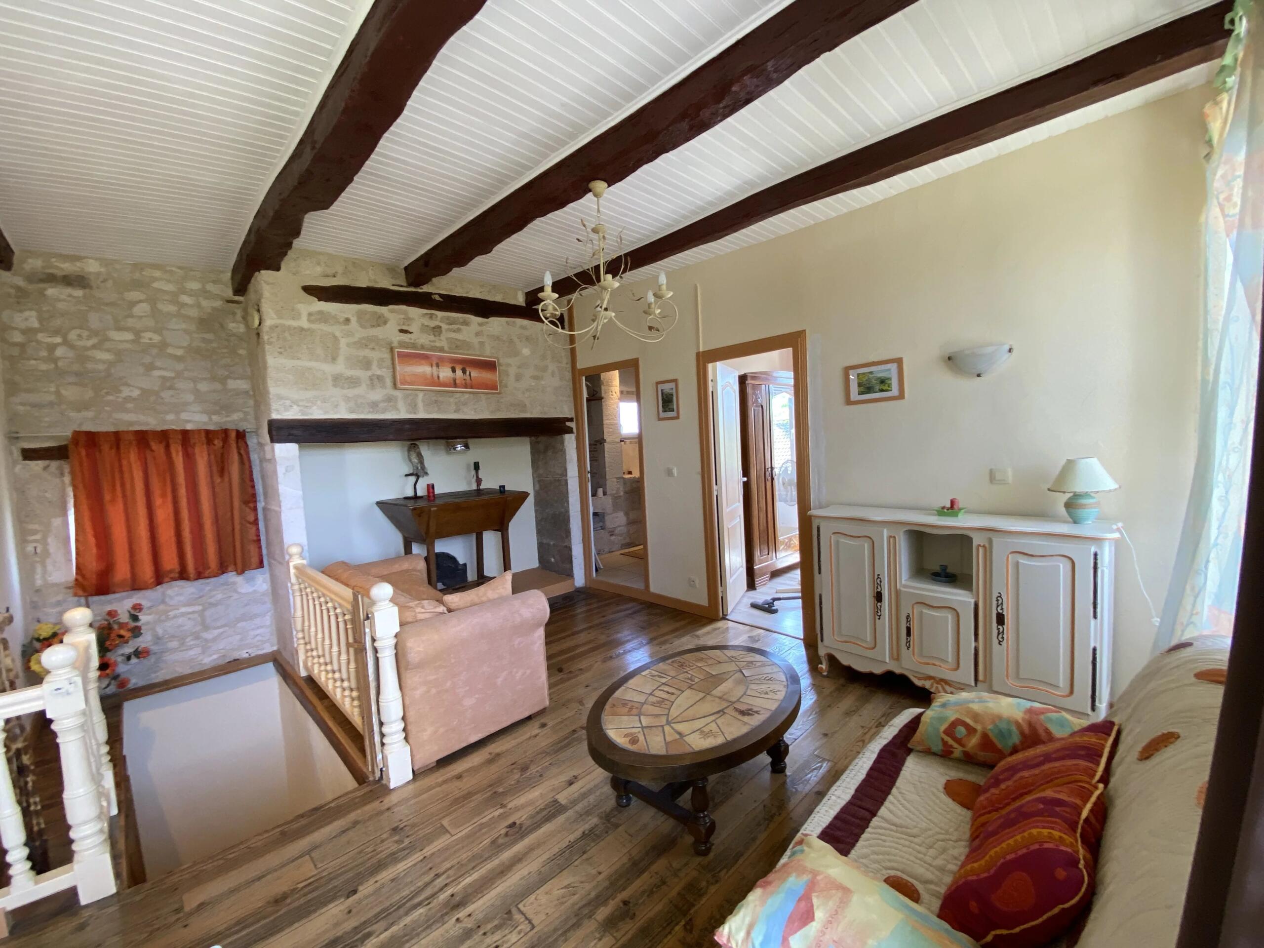 Authentic Quercy Stone Farmhouse Ensemble  – Porte-du-Quercy, Midi-Pyrénées – France – BVI85797