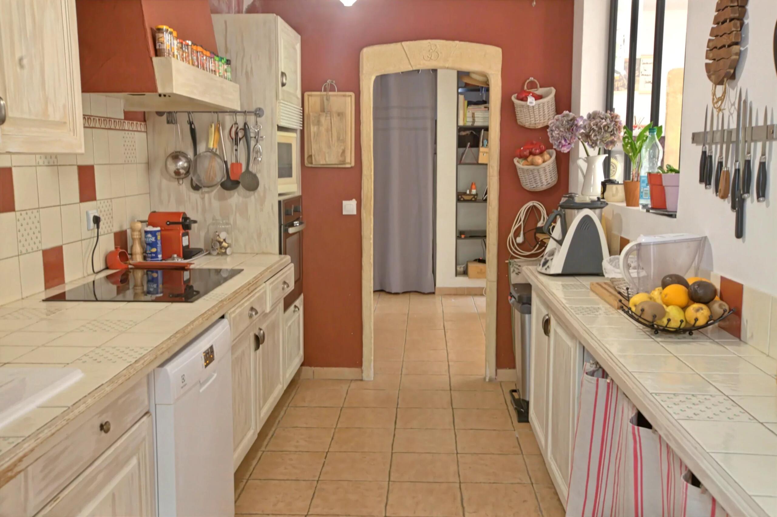 Village house 208 m² with pool in Puy-Sainte-Réparade, Provence-Alpes-Côte d’Azur – France – BVI84532