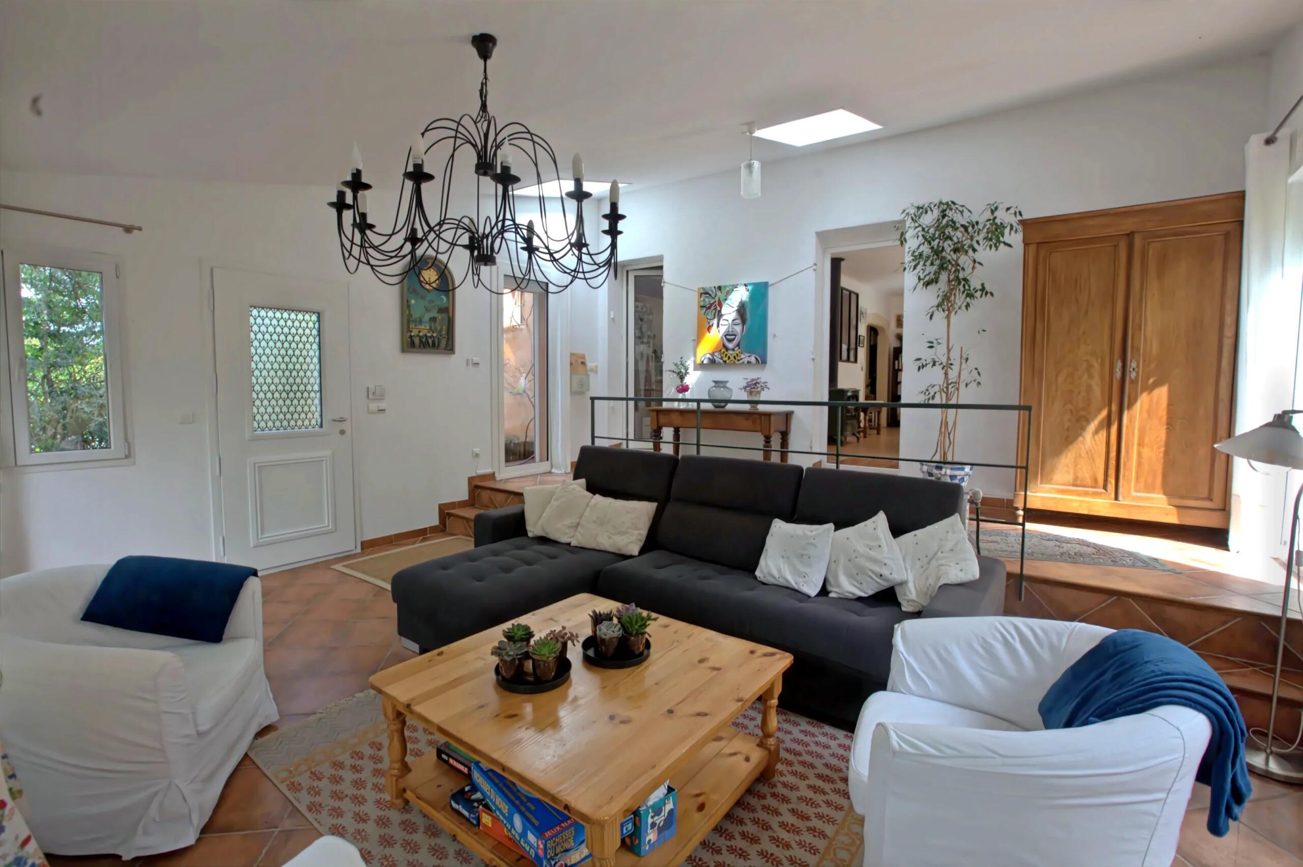 Village house 208 m² with pool in Puy-Sainte-Réparade, Provence-Alpes-Côte d’Azur – France – BVI84532