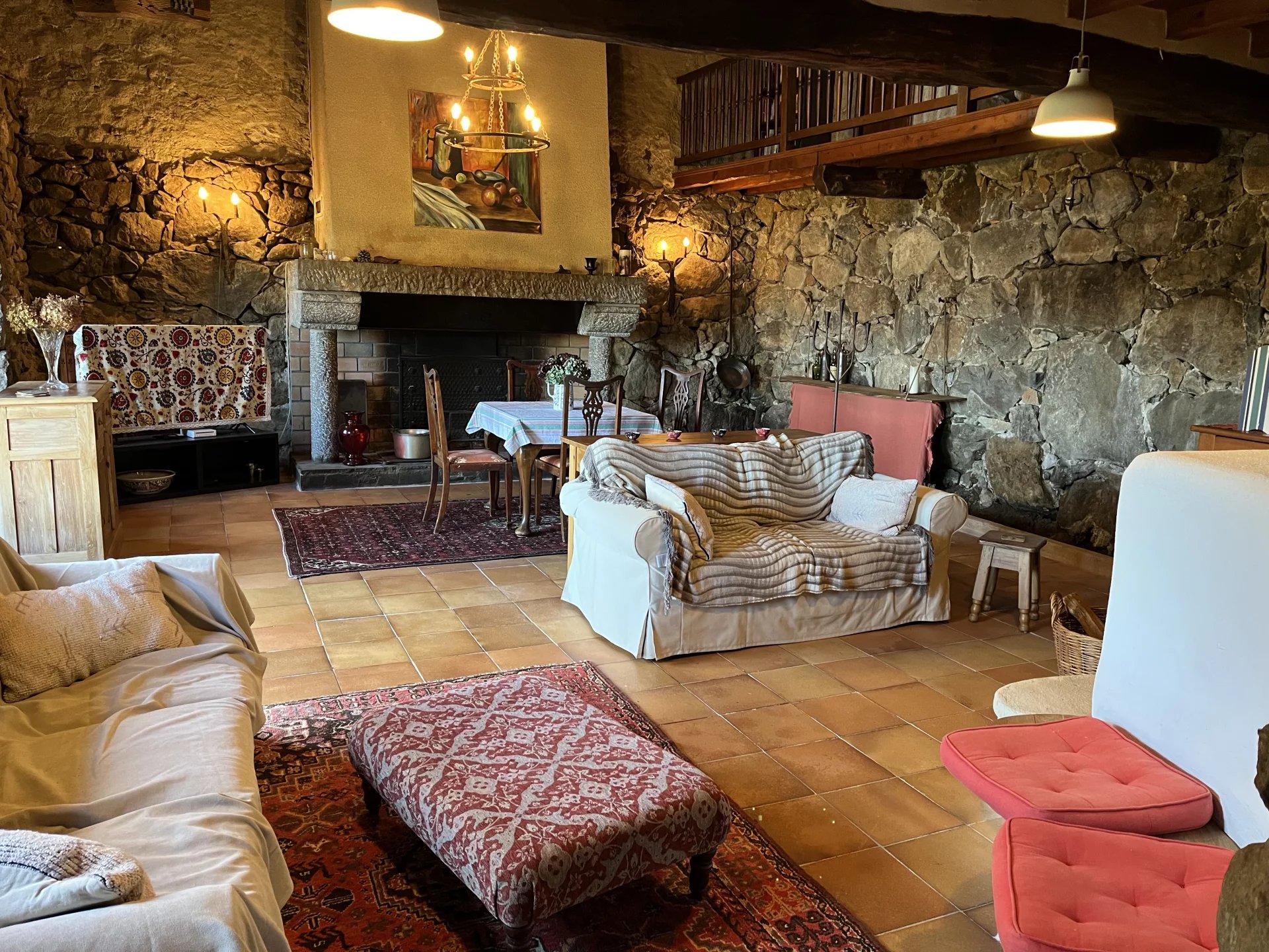 Substantial Charming Farmhouse Retreat with Panoramic Valley Views, Midi-Pyrénées – France – BVI83455