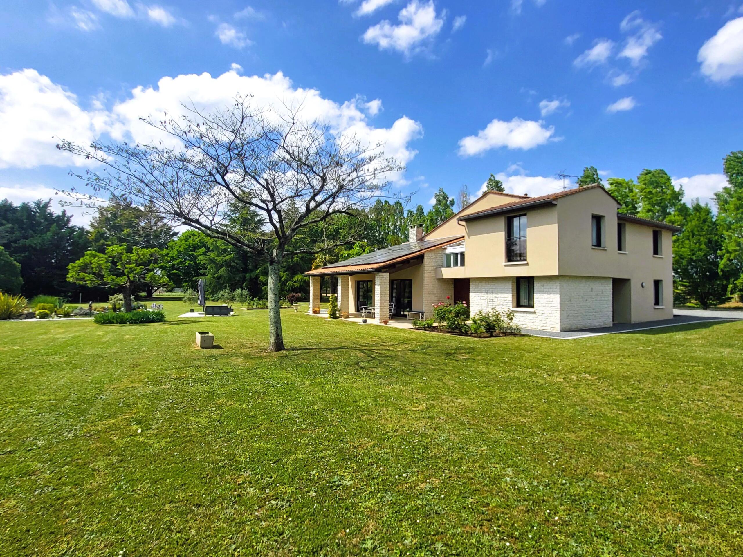 Stylish, Modern, 4-Bedroom Family Home In  Magnificent Gardens, Close To Jarnac, Poitou-Charentes – France – BVI85246