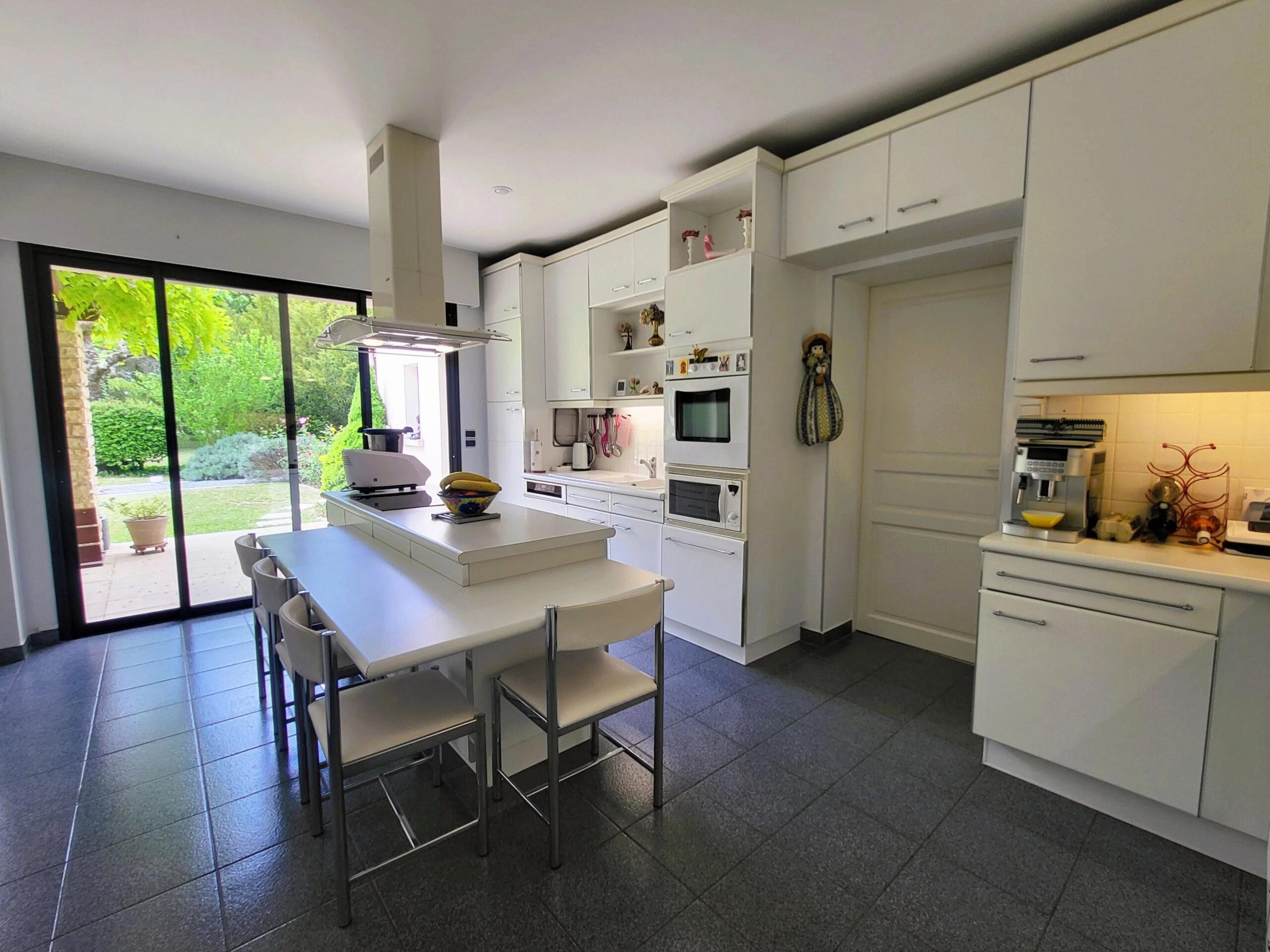 Stylish, Modern, 4-Bedroom Family Home In  Magnificent Gardens, Close To Jarnac, Poitou-Charentes – France – BVI85246