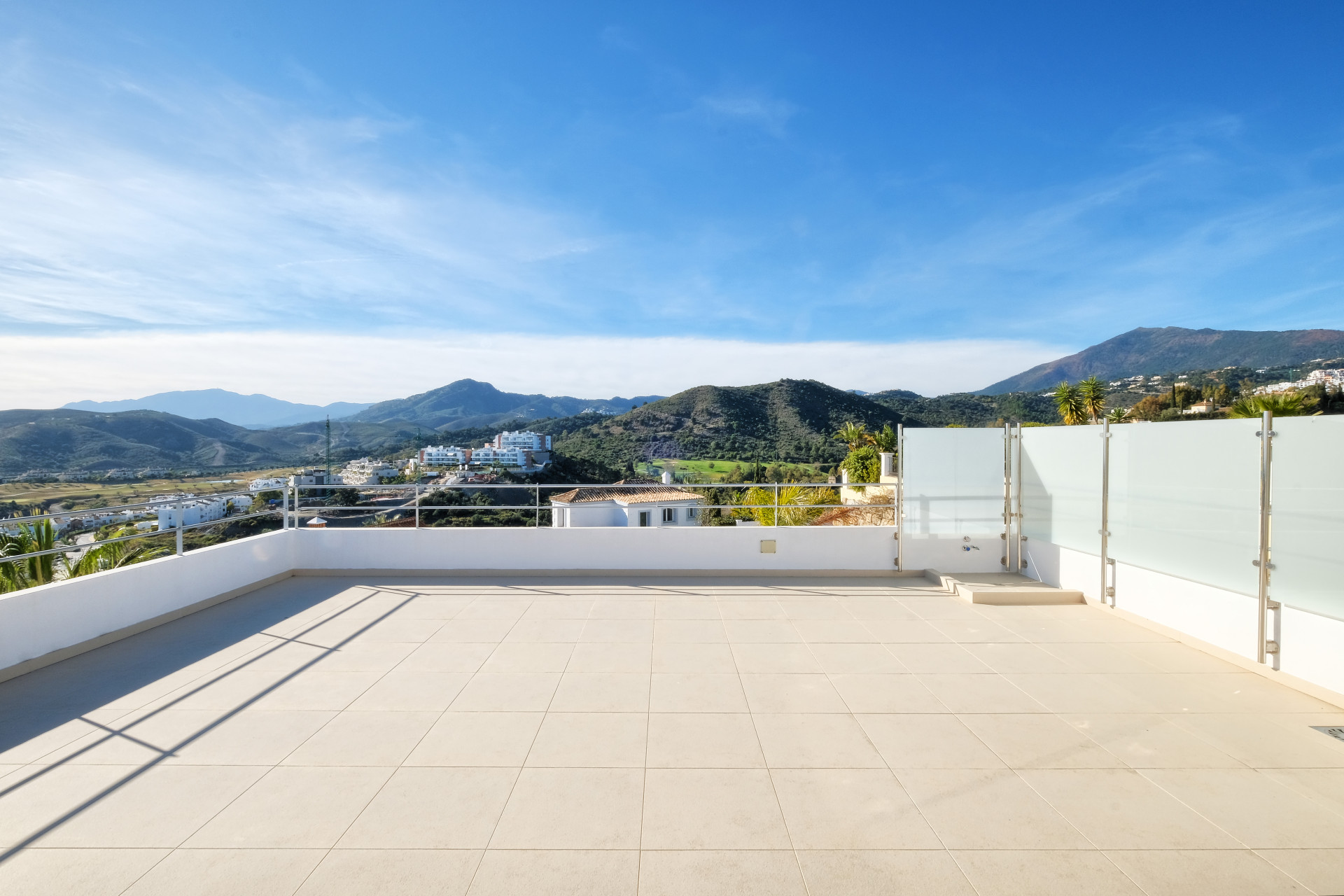 4 bedroom Villa in Benahavis, Malaga, Spain – 428-04841D
