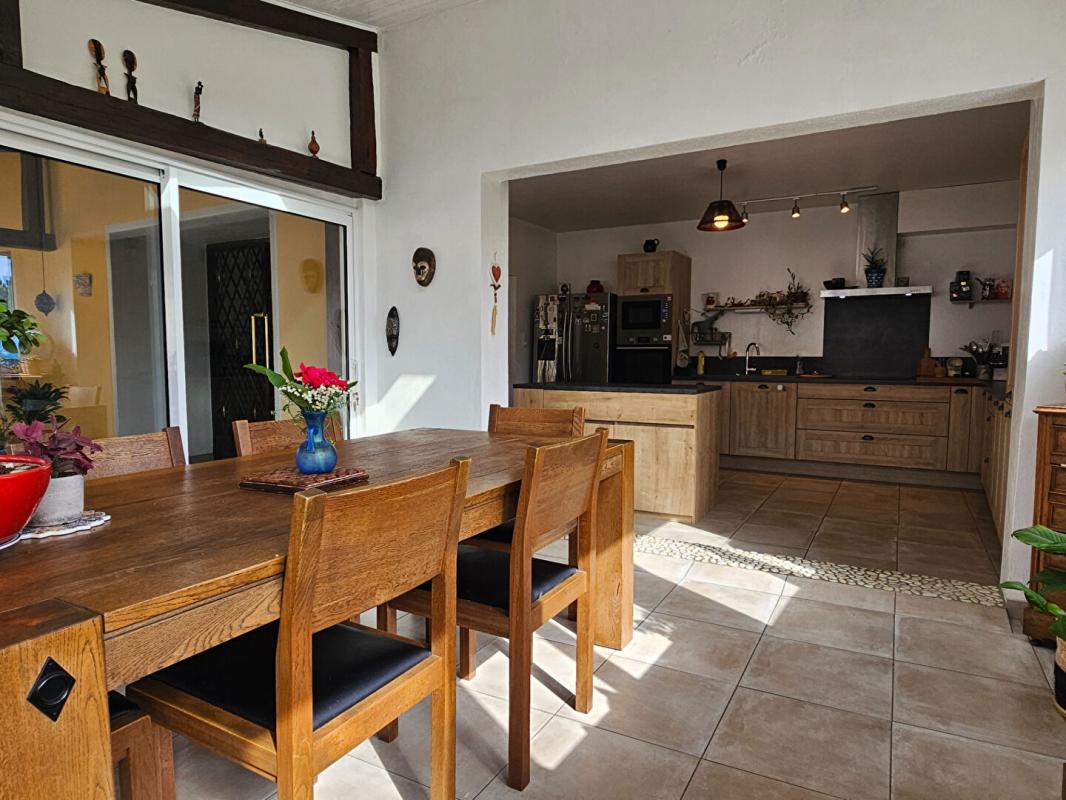 8 bedroom maison de village in Villeneuve D Olmes, Ariège, France