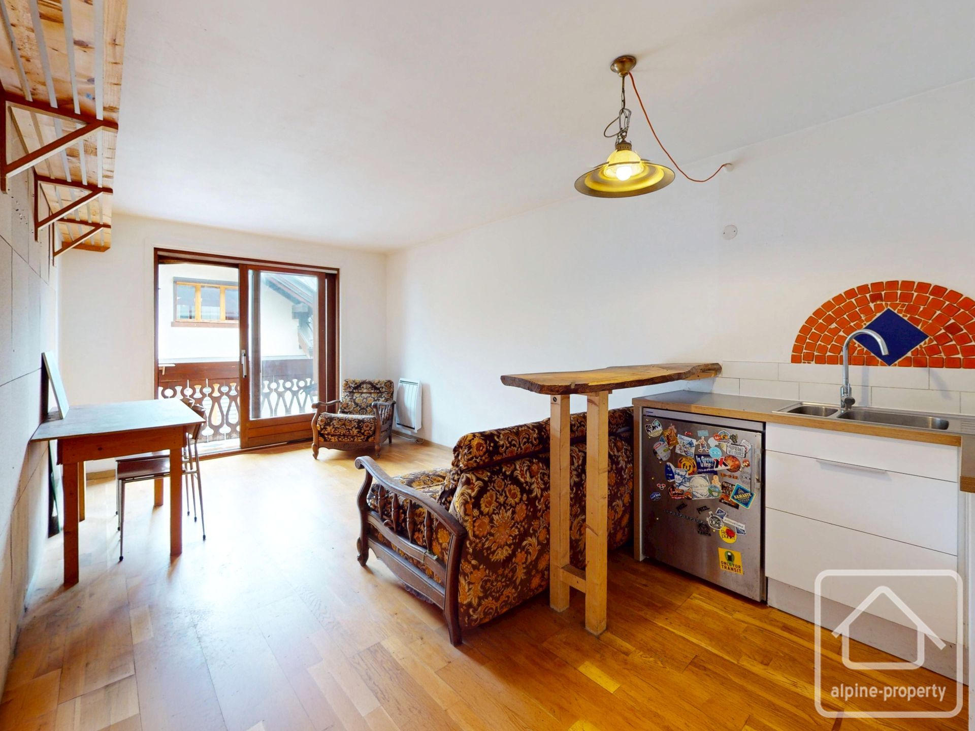 One Bedroom Apartment With Balcony And Views Of The Aiguille Verte, Walking Distance To Grands Montets Ski Lift. – AIGUILLETTEARG