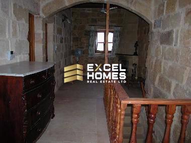 4 bedroom Farmhouse in Xaghra, Malta – 68445