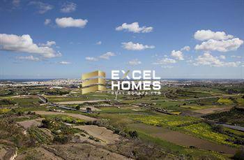 5 bedroom Villa in San Pawl Tat-Targa, Malta – 3168