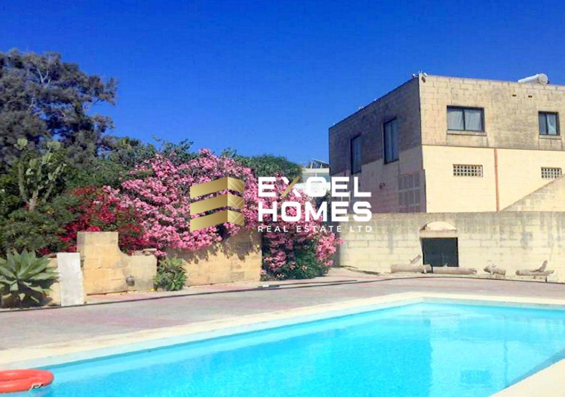 5 bedroom Villa in San Pawl Tat-Targa, Malta – 3168
