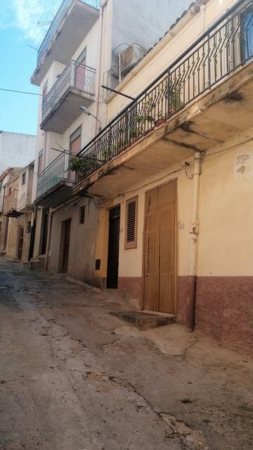 Apt in Sicily – Apt Triassi