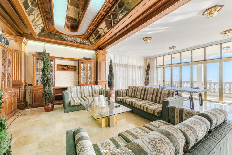 8 bedroom villa in Santa Cruz De Tenerife, Spain – AAEP1883
