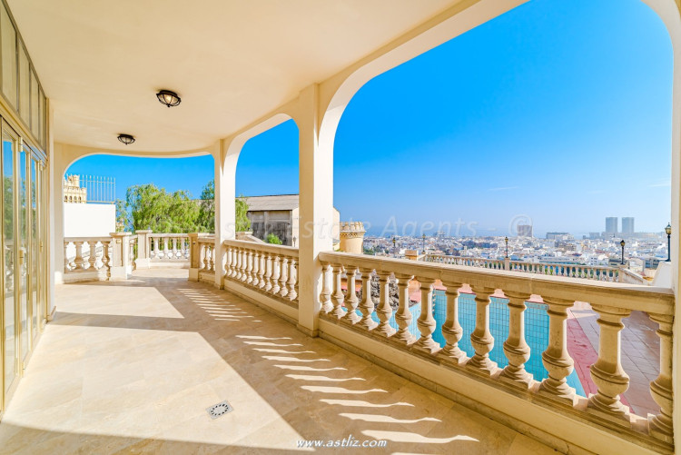8 bedroom villa in Santa Cruz De Tenerife, Spain – AAEP1883