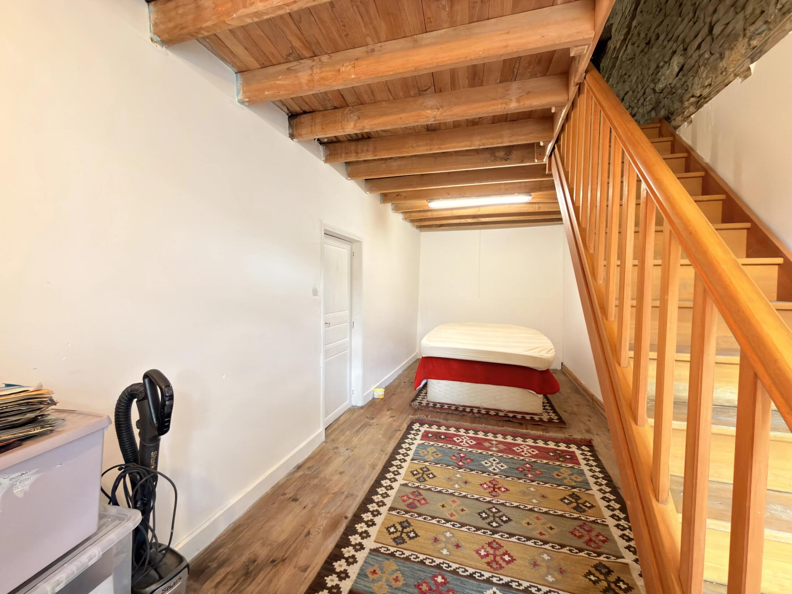 Character property with outbuildings and great potential, between Matha and Aigre, Poitou-Charentes – France – BVI85291