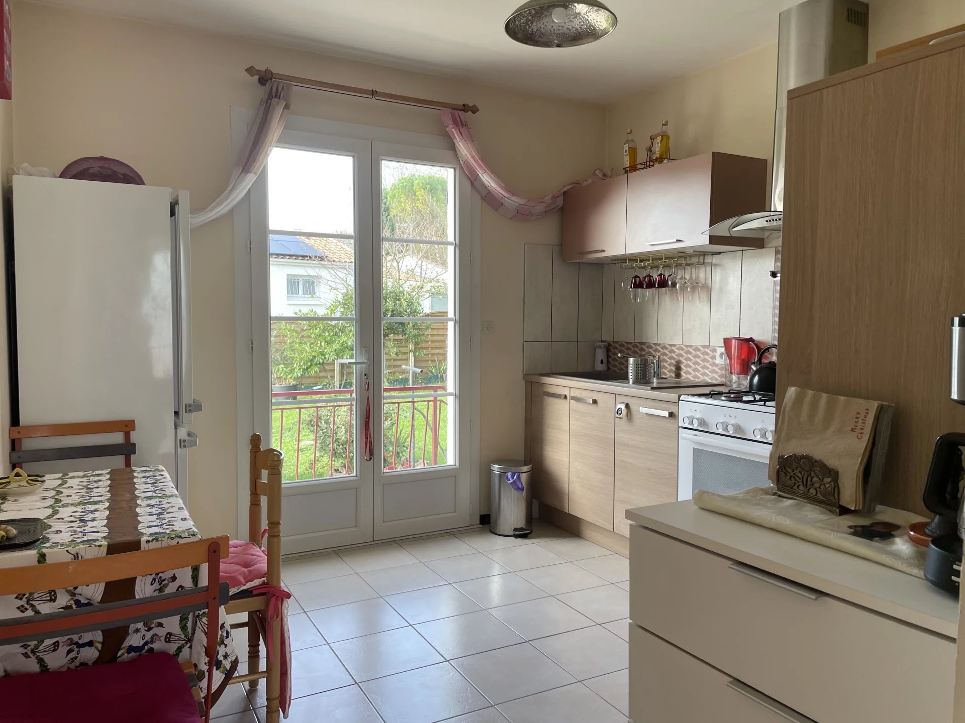 Family home with income potential close to Saintes, Poitou-Charentes – France – BVI78325