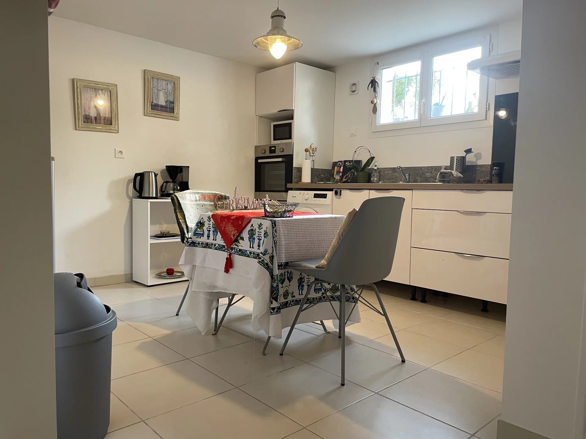 Family home with income potential close to Saintes, Poitou-Charentes – France – BVI78325