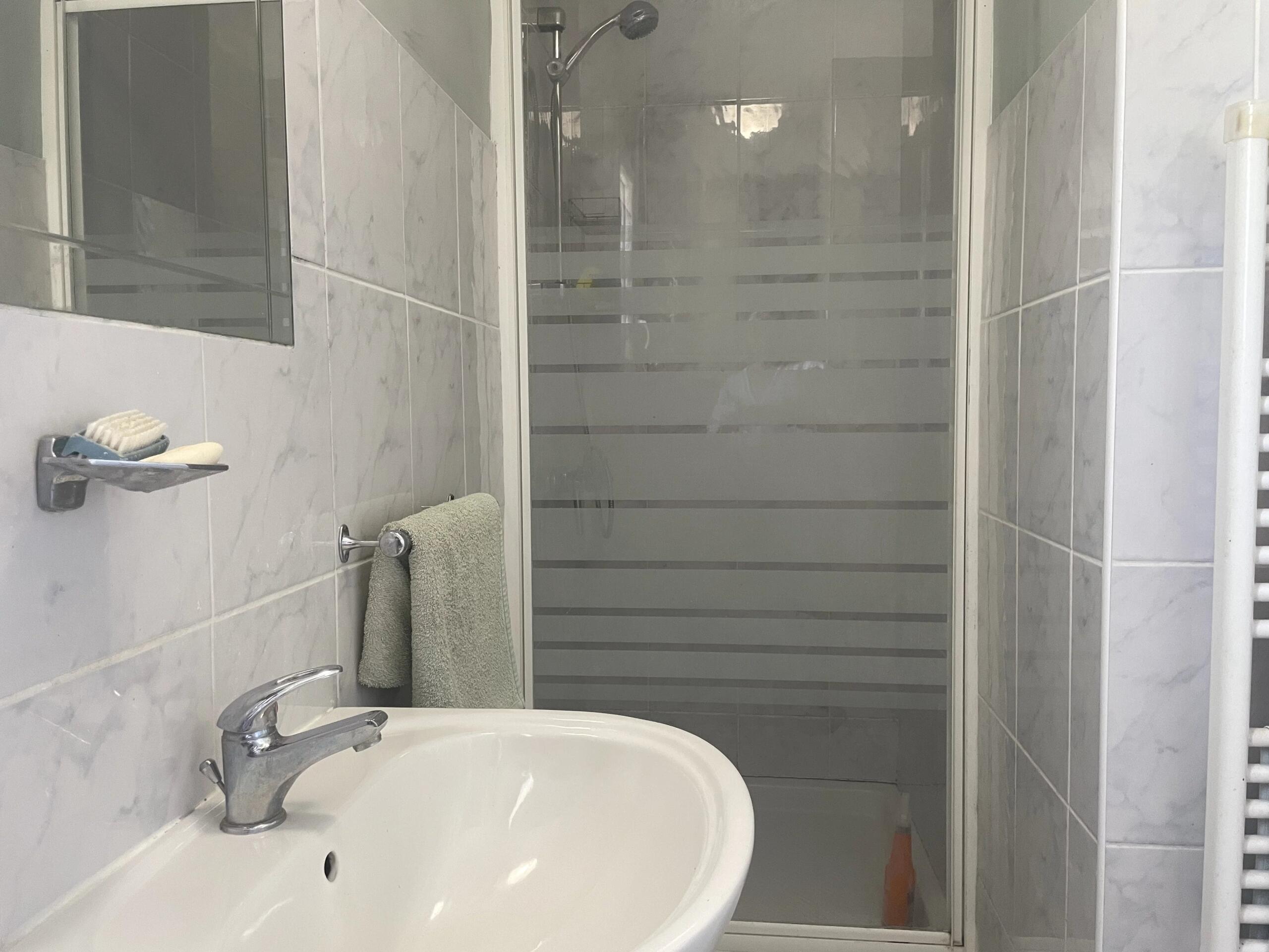 House in a quiet location with a Studio, Aquitaine – France – BVI85878