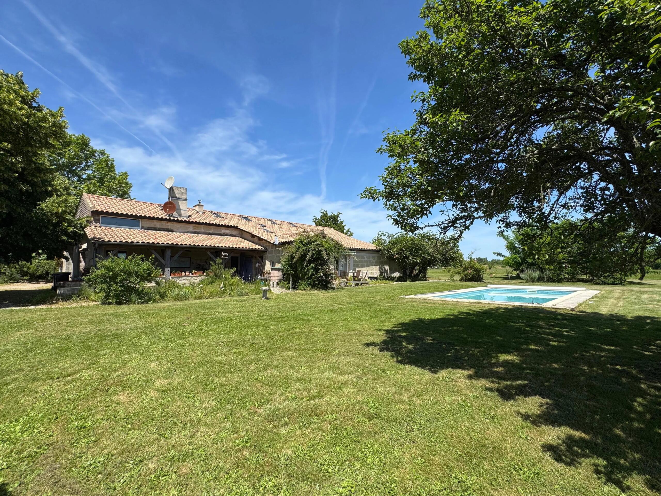 Fabulous Countryside Home, Aquitaine – France – BVI84481