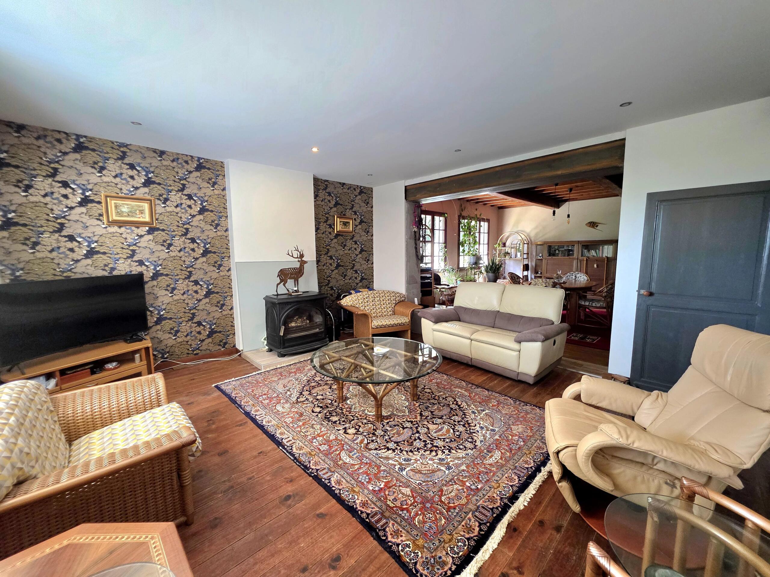 Charming Equestrian Estate Near Bergerac – Idyllic Setting with Stunning Views, Aquitaine – France – BVI81481